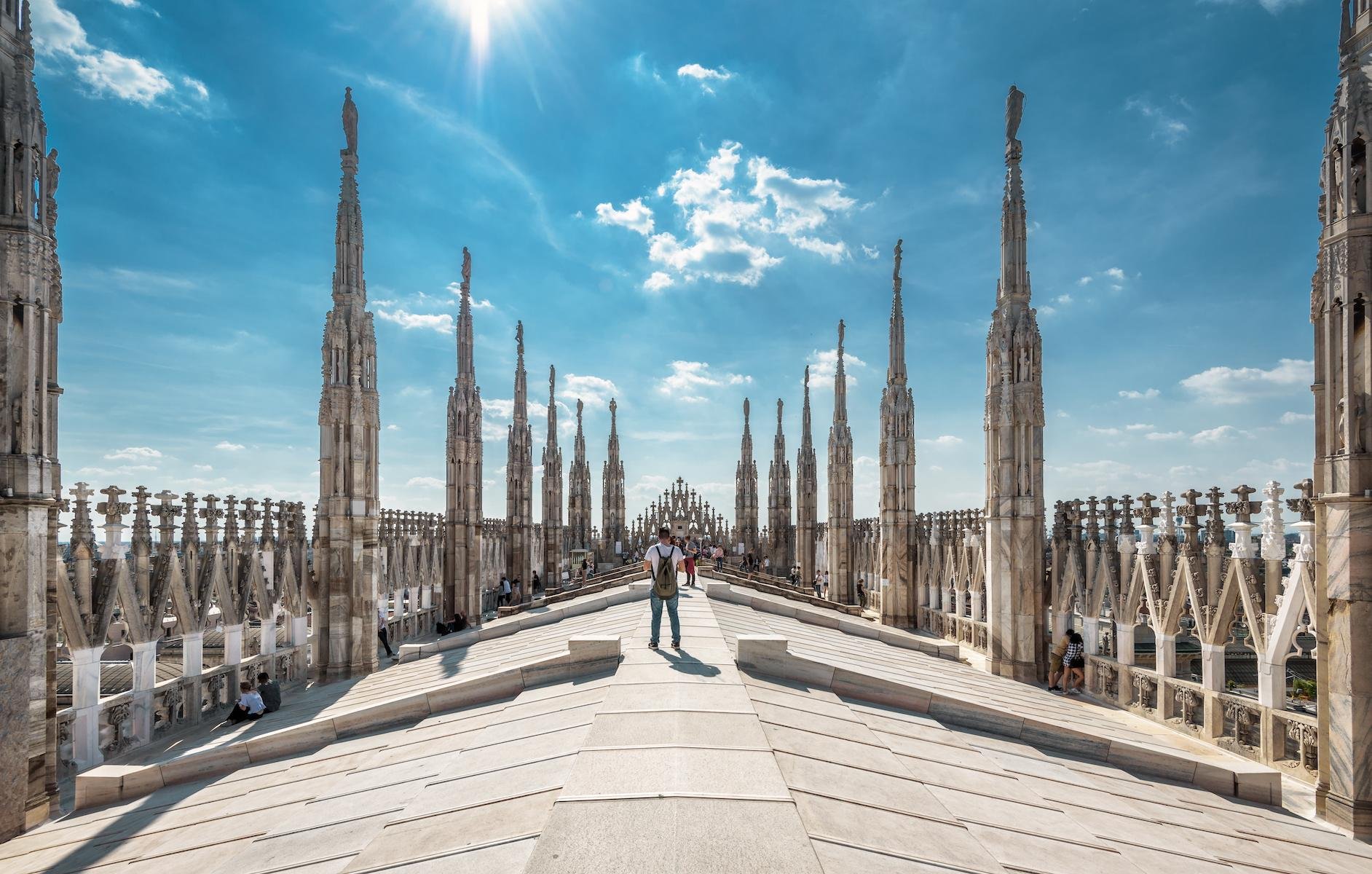Milan Duomo & Rooftop Semi-Private Fast-Track Tour