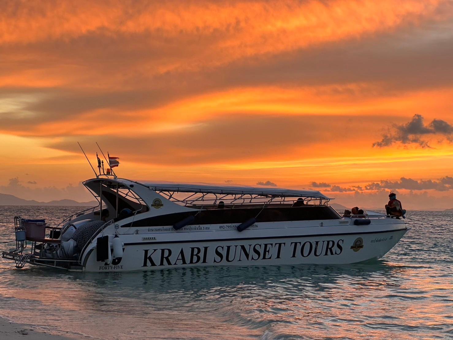Krabi: Phi Phi Islands Sunset & Maya Bay Day Tour