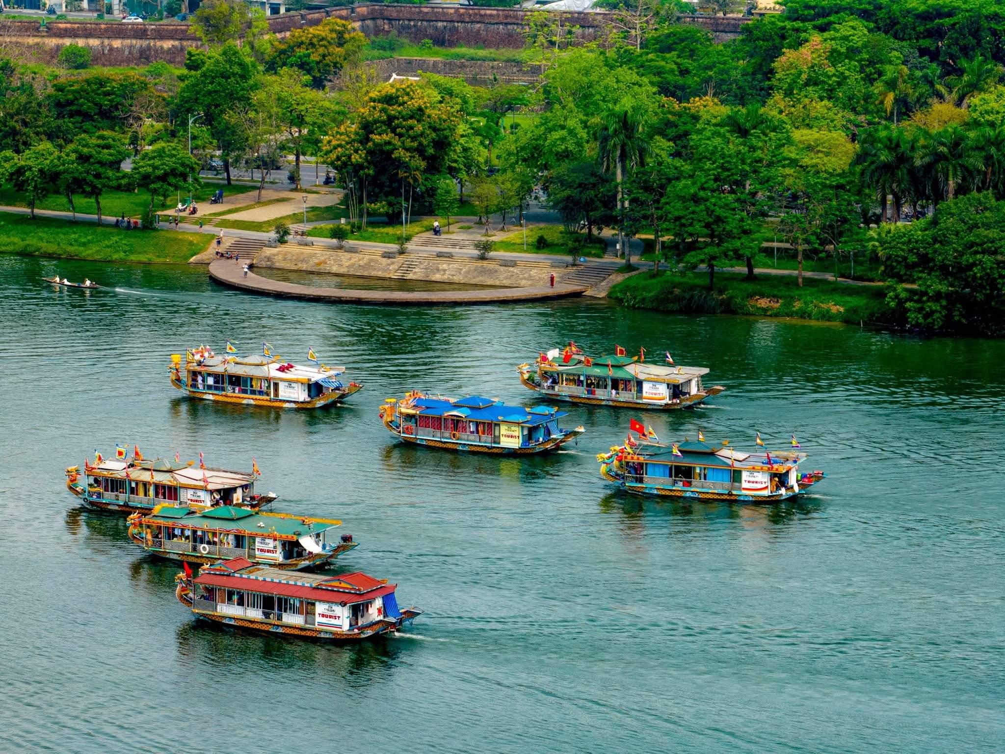 Hue Imperial Heritage & Perfume River Dragon Boat Tour