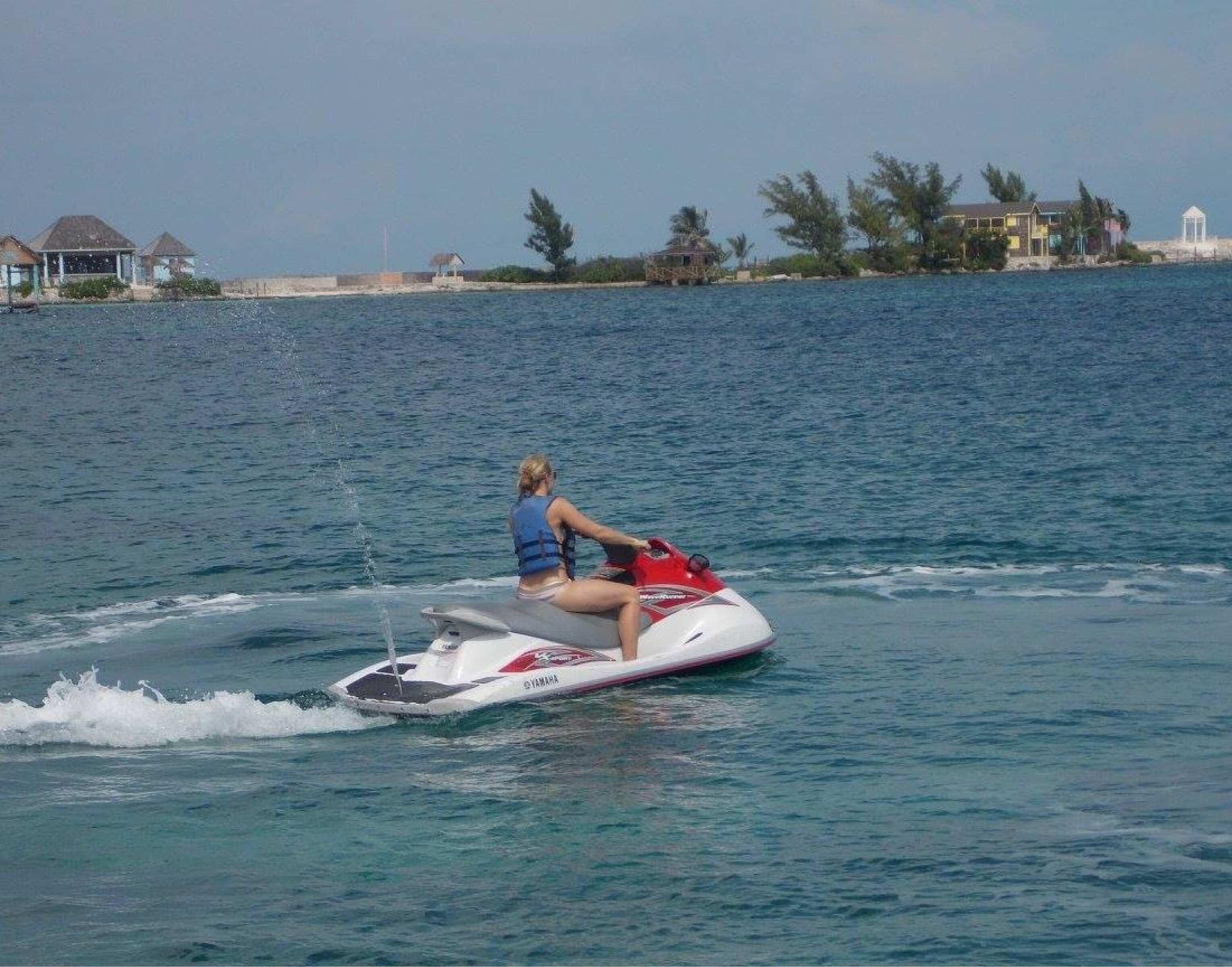 Nassau: Ultimate Watersports & Island Adventure Package