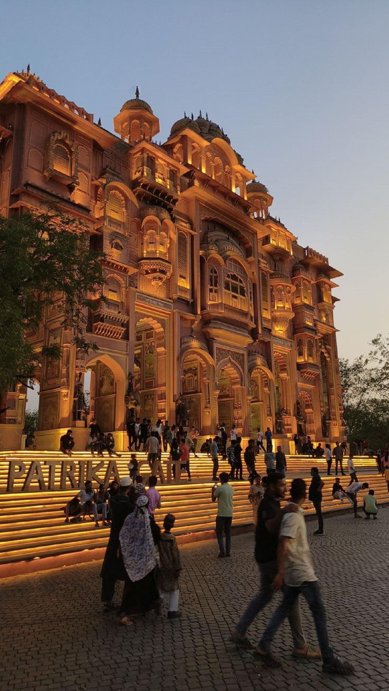Jaipur Pink City Night Jeep Safari & Amer Fort Light Show