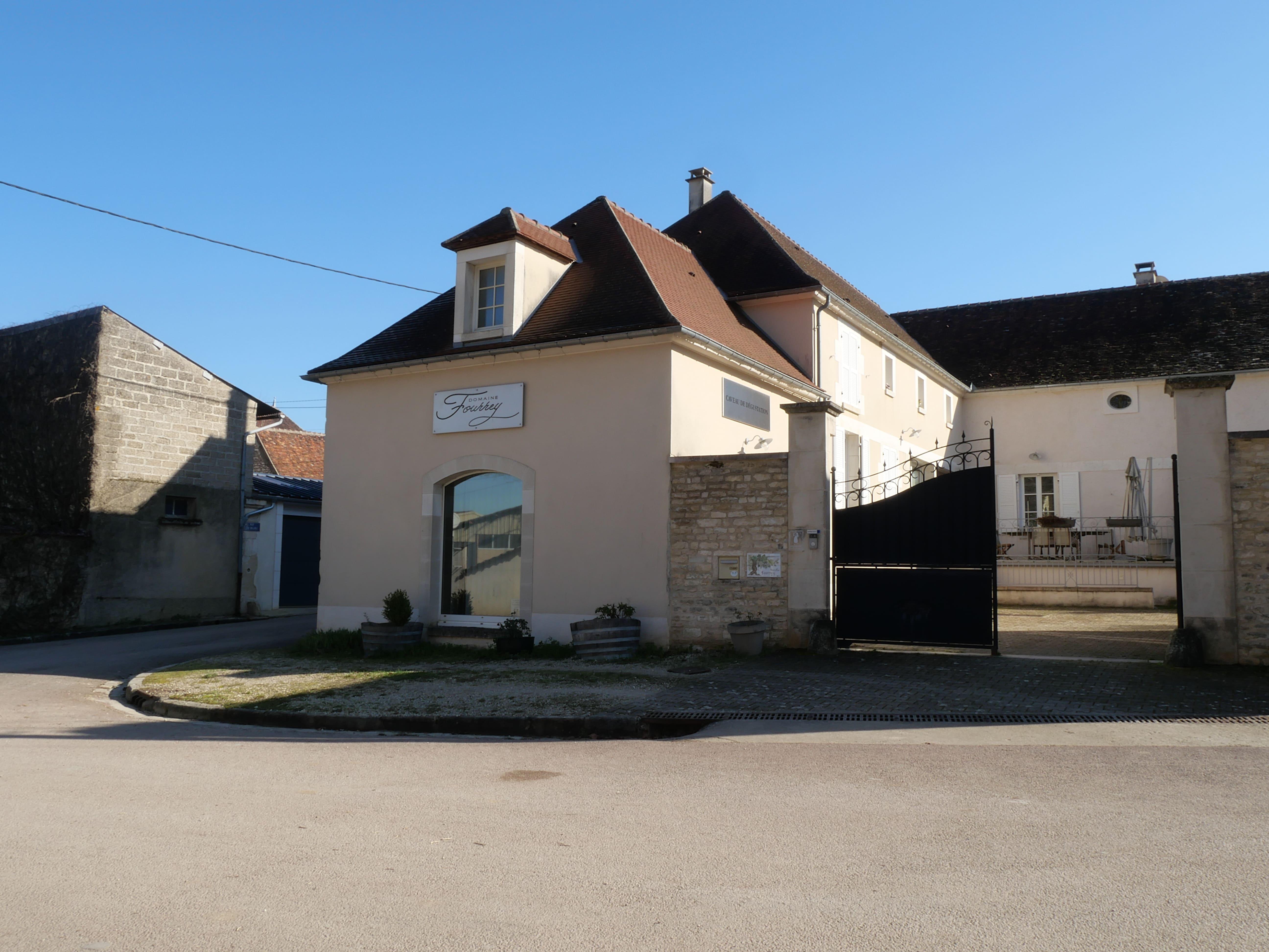 wine tour in Chablis — Chablis: Visit and tasting at a family-run boutique winery - 2026 (Verified Reviews)