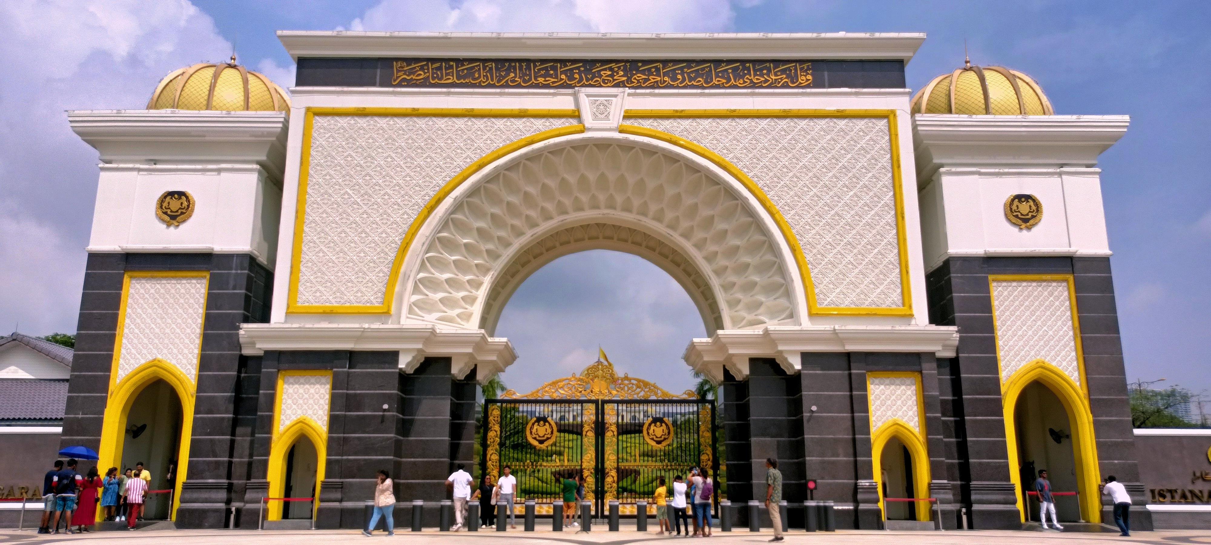 Ultimate Kuala Lumpur City Highlights & Batu Caves Tour