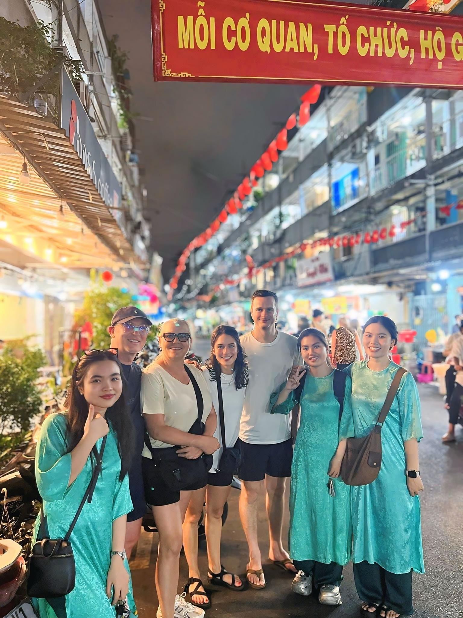 vespa food tour in Saigon — photo 36