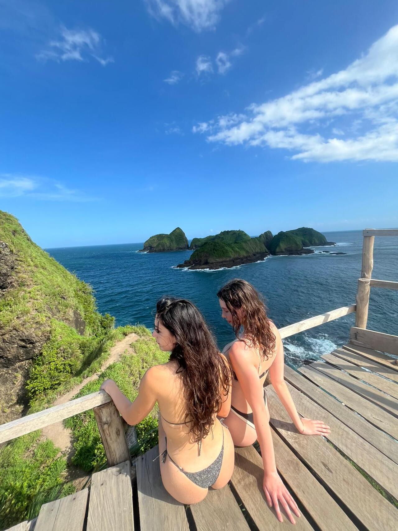 Banyuwangi Day Trip: De Djawatan, Green Island & Red Island