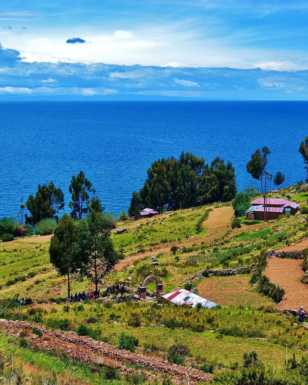 Passeio de lancha rápida no Lago Titicaca: Ilhas Uros e Taquile