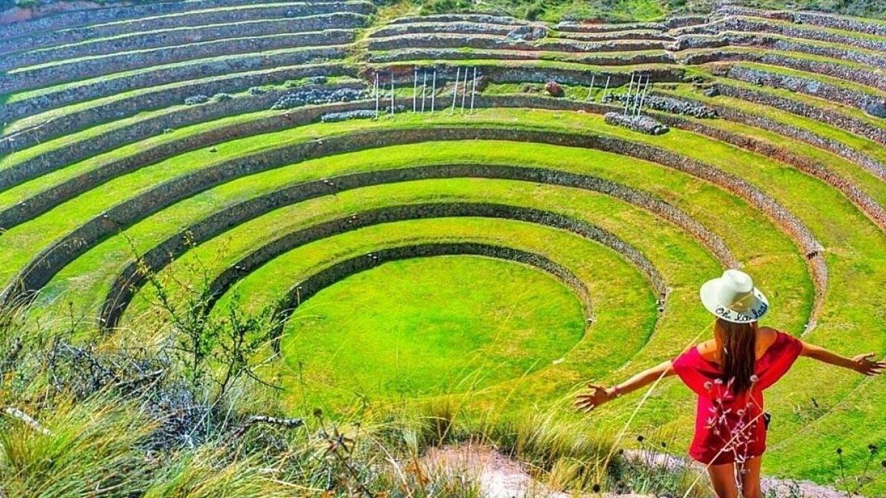 Sacred Valley Full-Day Tour: Inca Ruins, Salt Mines & Local Markets