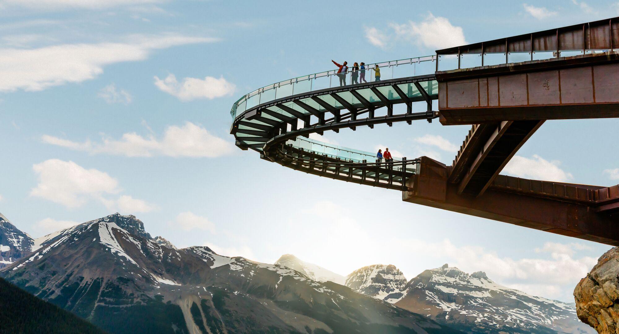 Columbia Icefield & Rocky Mountain Glaciers Full-Day Tour