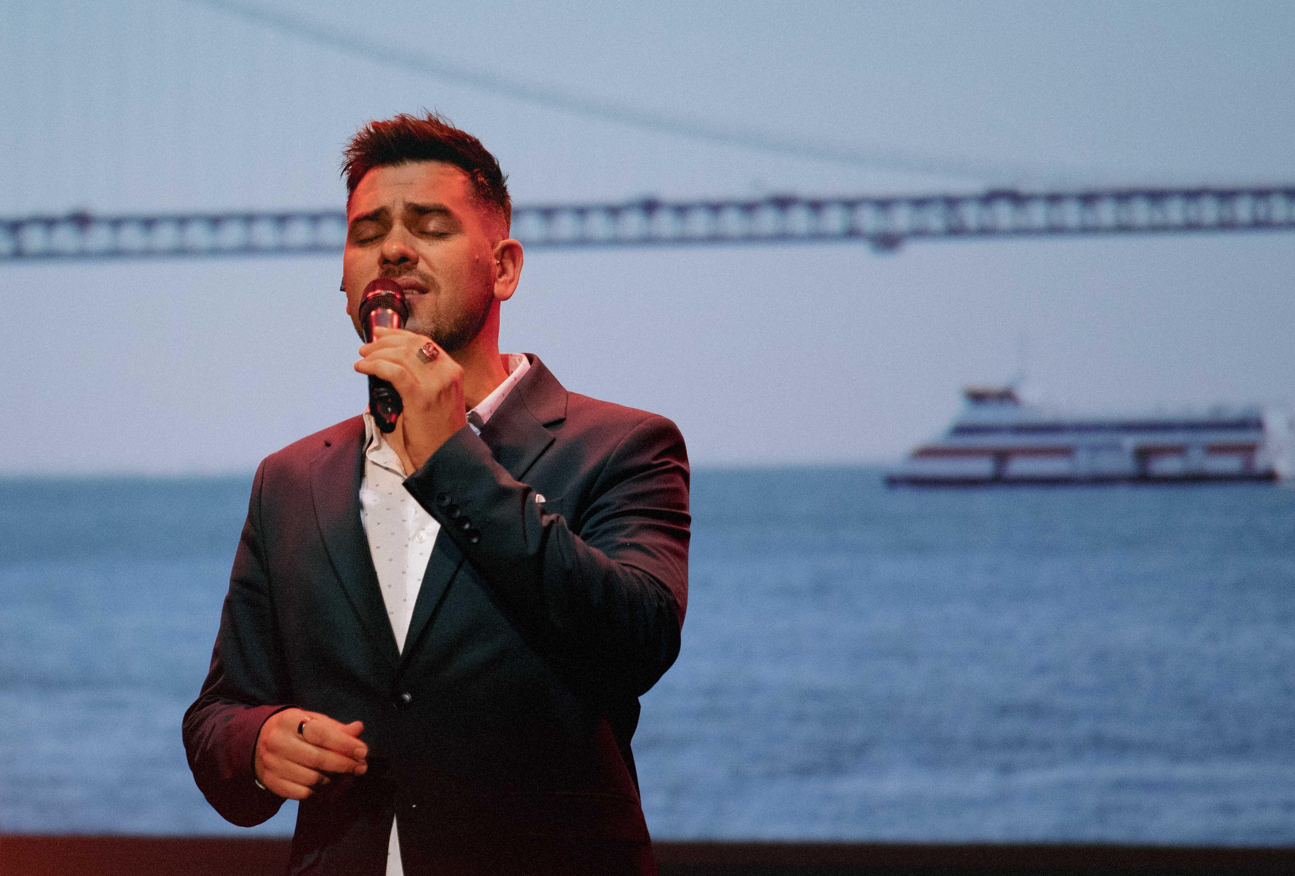 Fado in Chiado: Live Music Show in Lisbon
