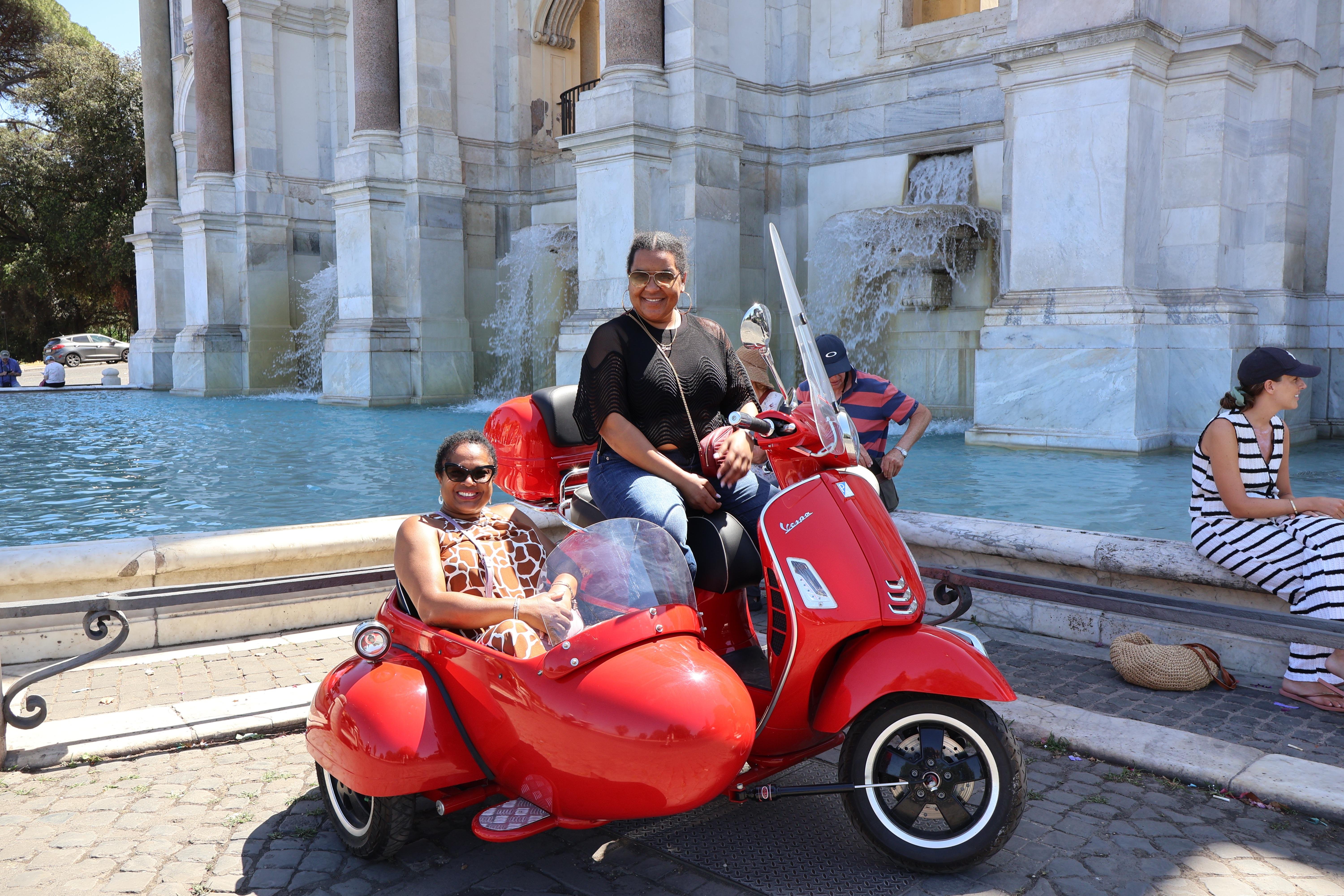 Rome vespa sidecar tour driver city highlights — image 22