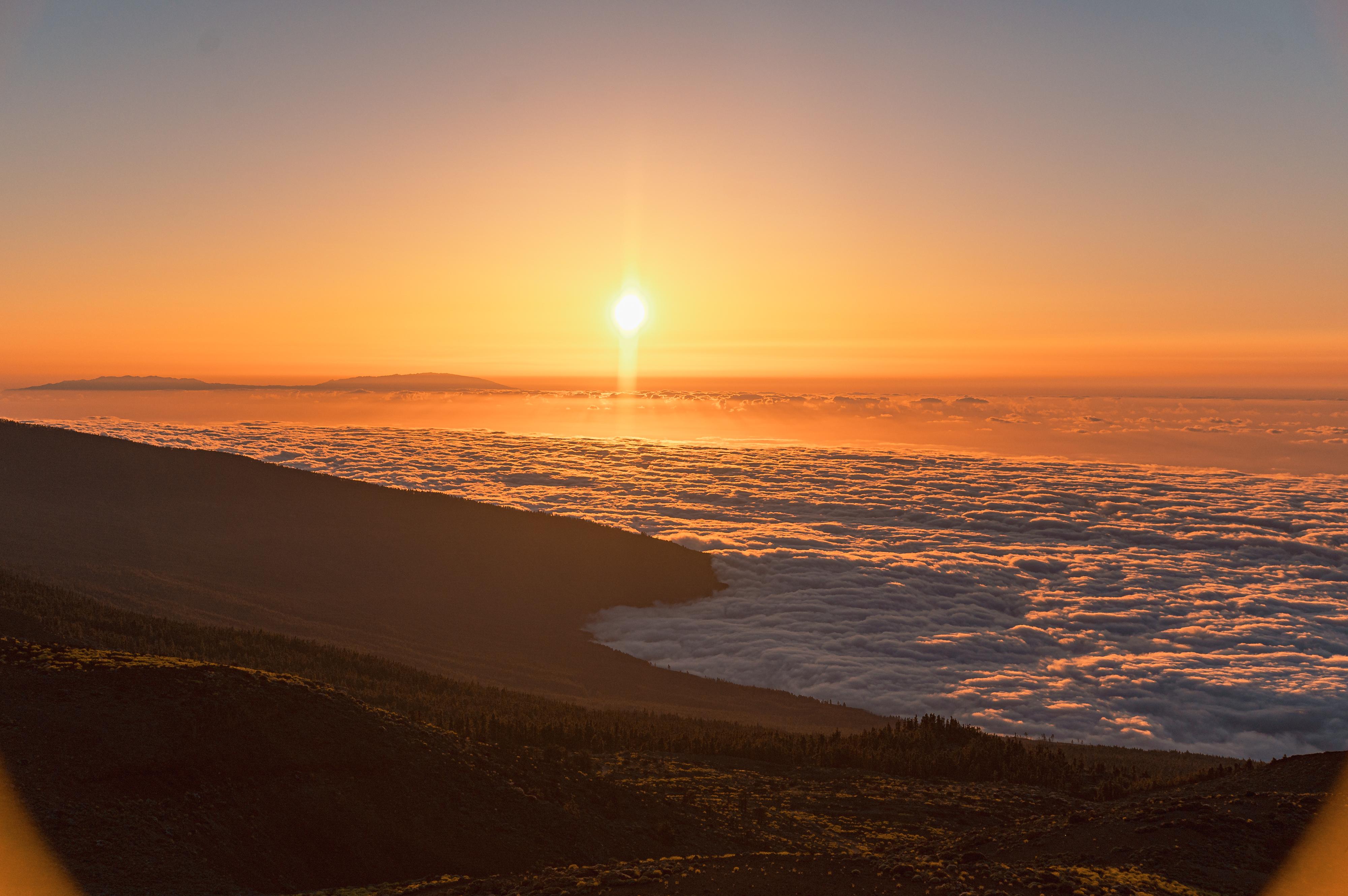 Teide Sunset and Stargazing Evening Excursion