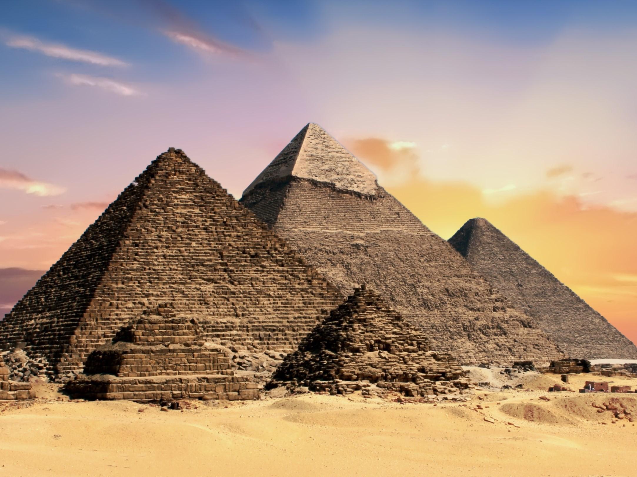 Giza Sunrise or Morning Tour: Camel Ride, Breakfast & Pyramids