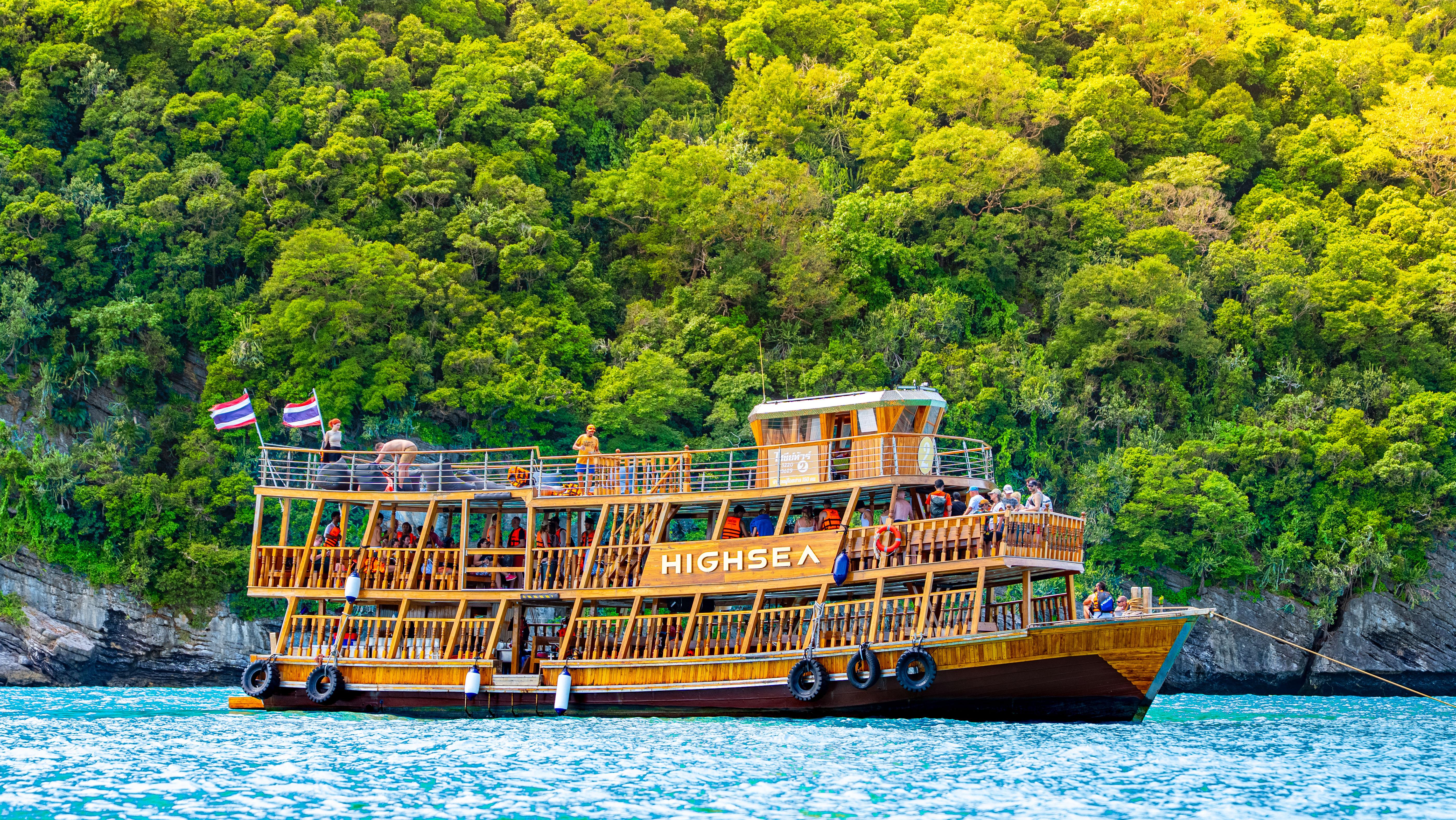 Mu Ko Ang Thong National Park Cruise & Optional Kayaking