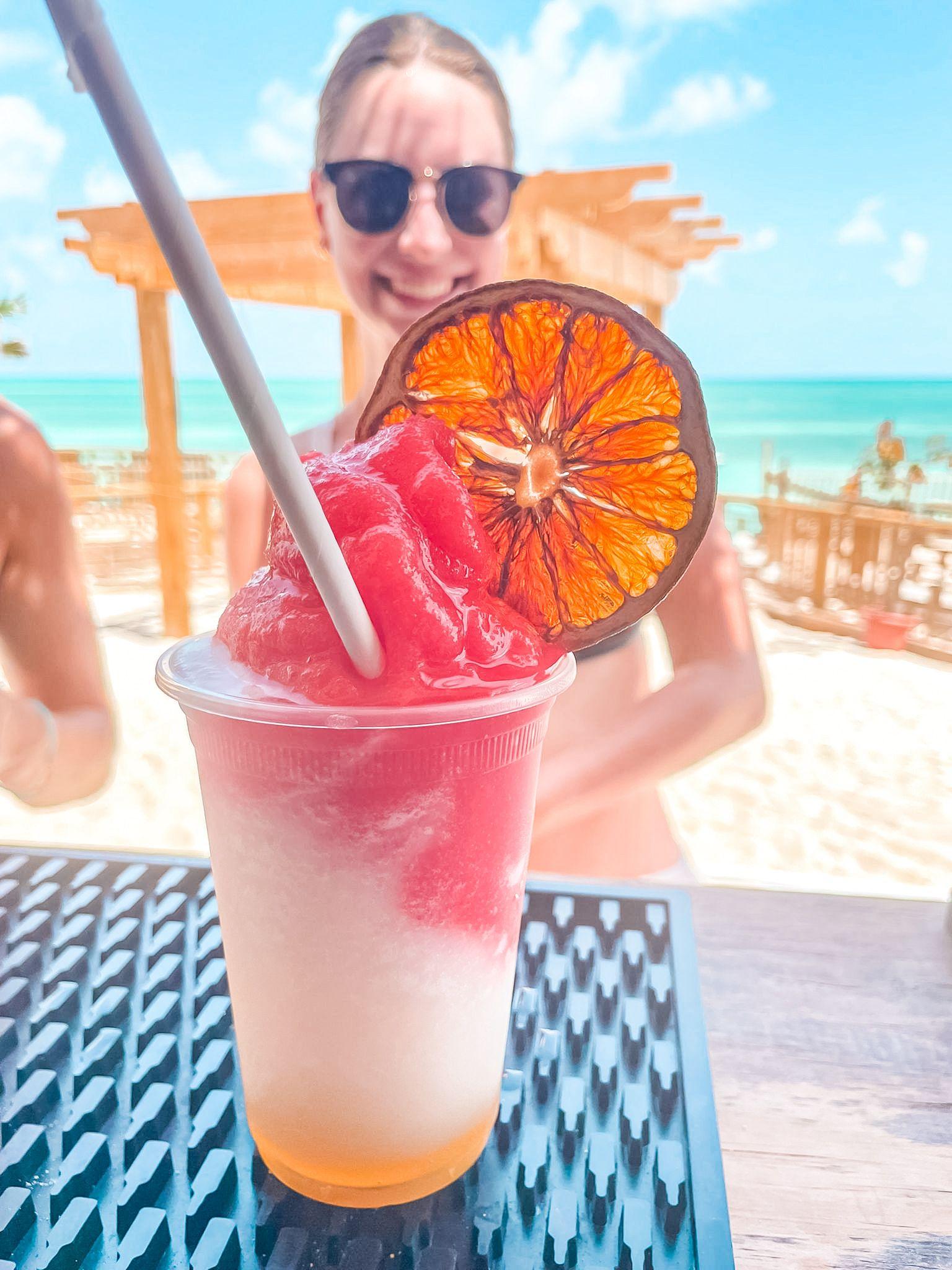 Nassau 3-Island Speedboat Adventure: Pigs, Turtles & Snorkeling