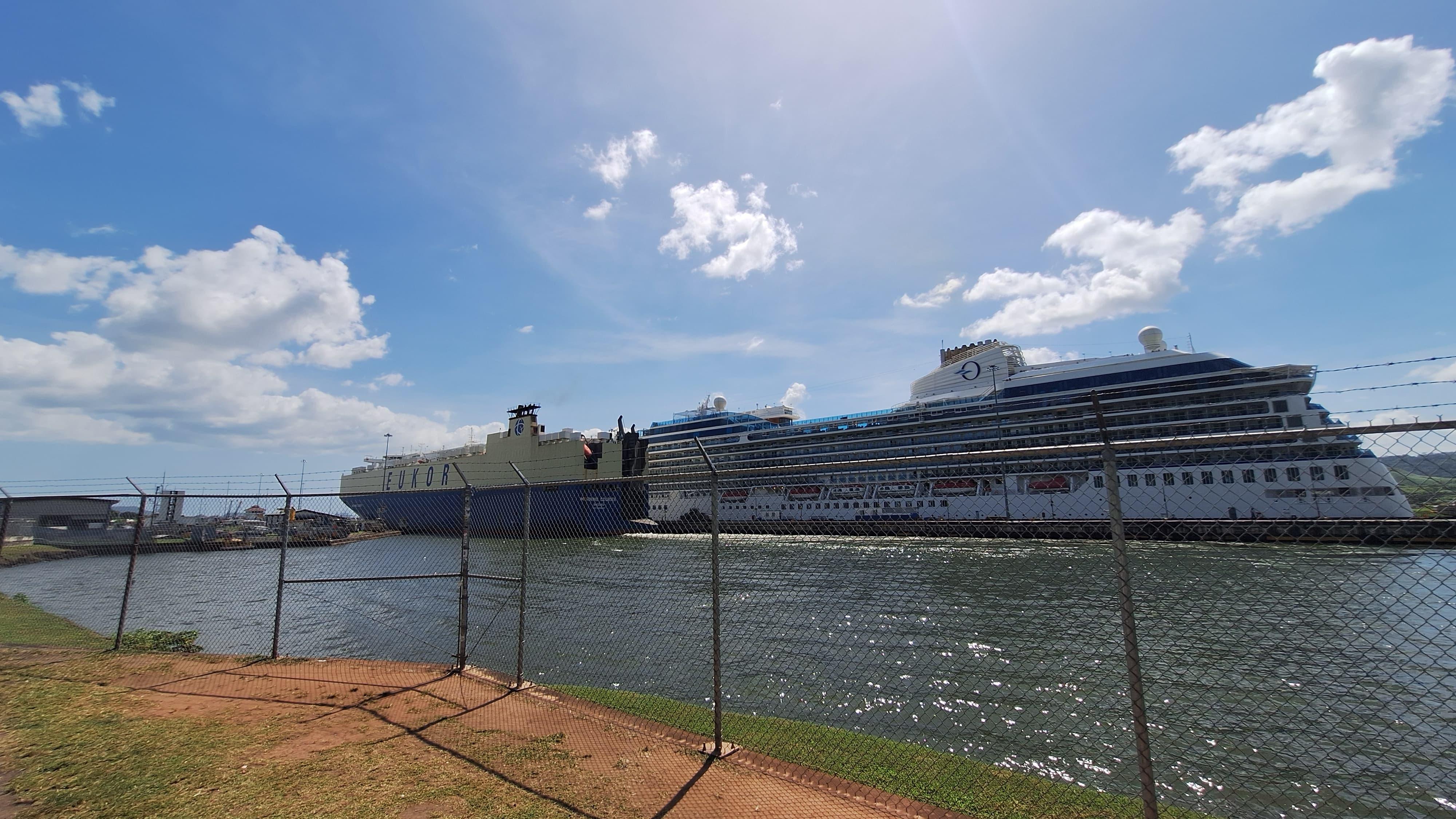 Private Panama Canal & Miraflores Locks Sightseeing Tour