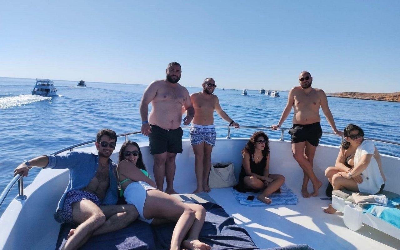 Tiran Island Snorkel & Dive Day Trip from Sharm El Sheikh
