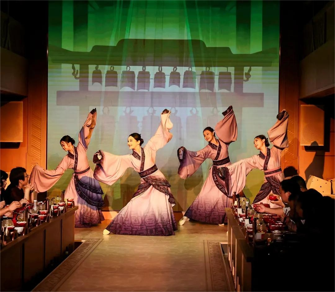 Pearl River Evening Cruise with Dinner & Cultural Show
