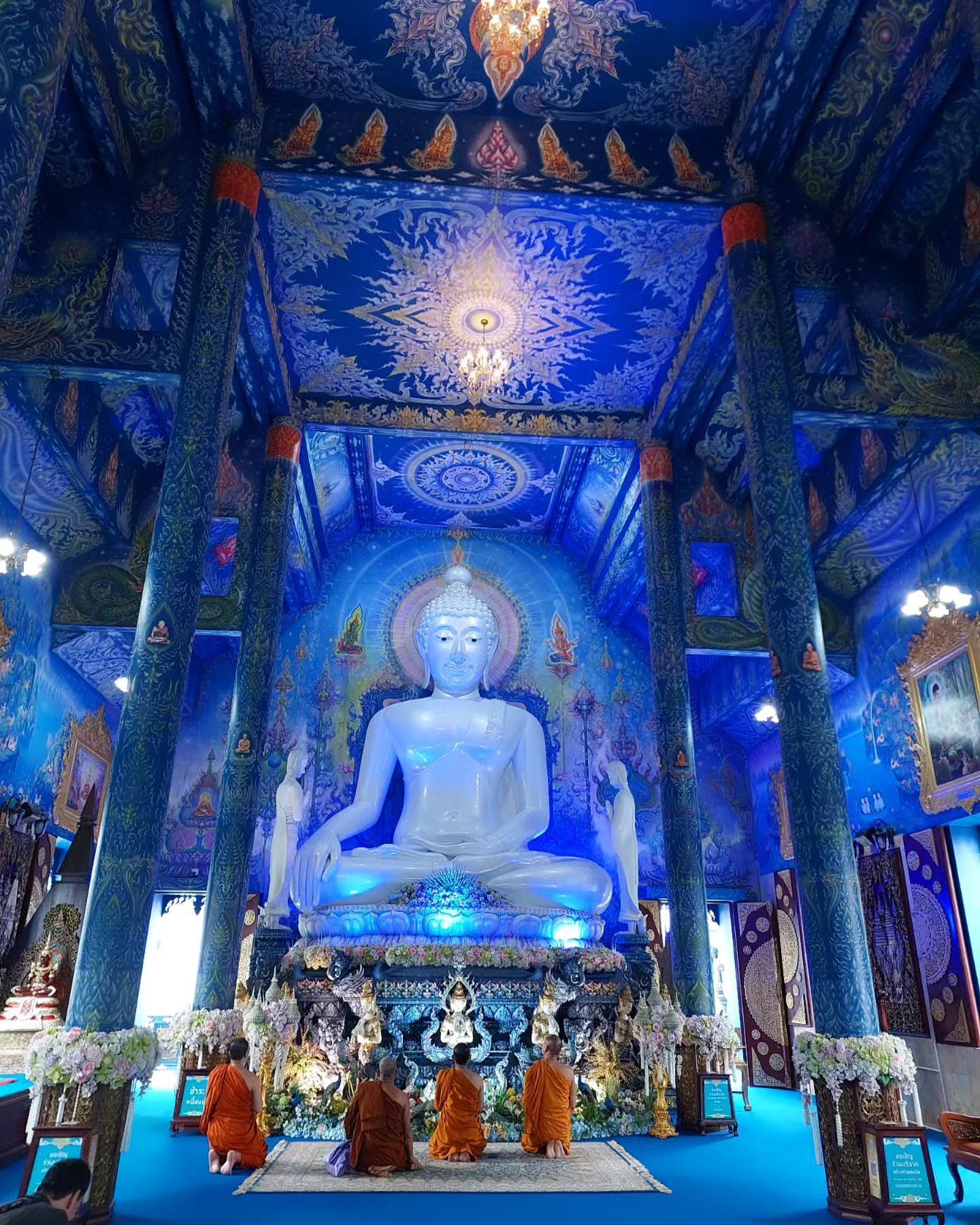 Chiang Rai Temples & Golden Triangle Full-Day Tour