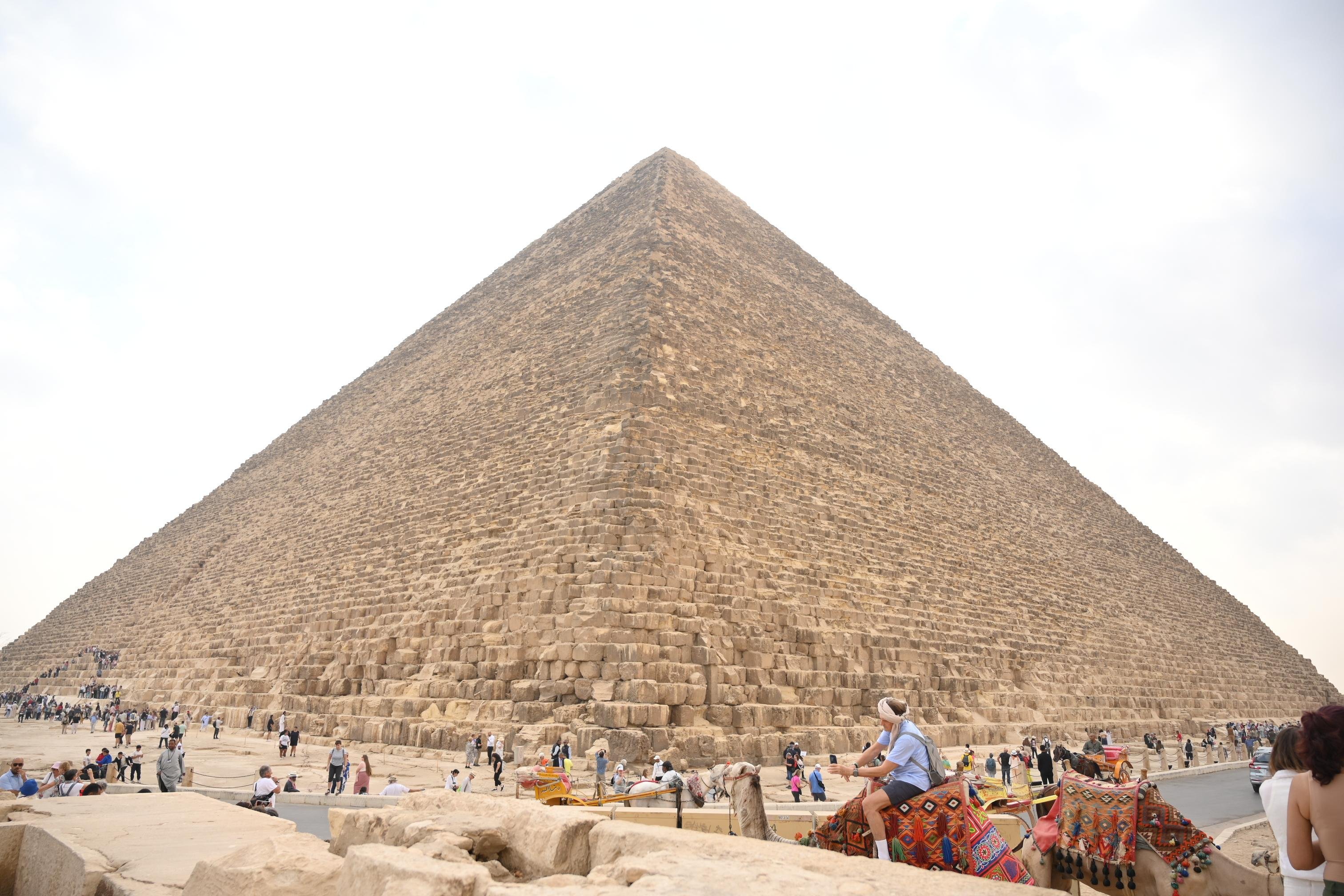 Full-Day Cairo and Giza Pyramids Tour from Hurghada
