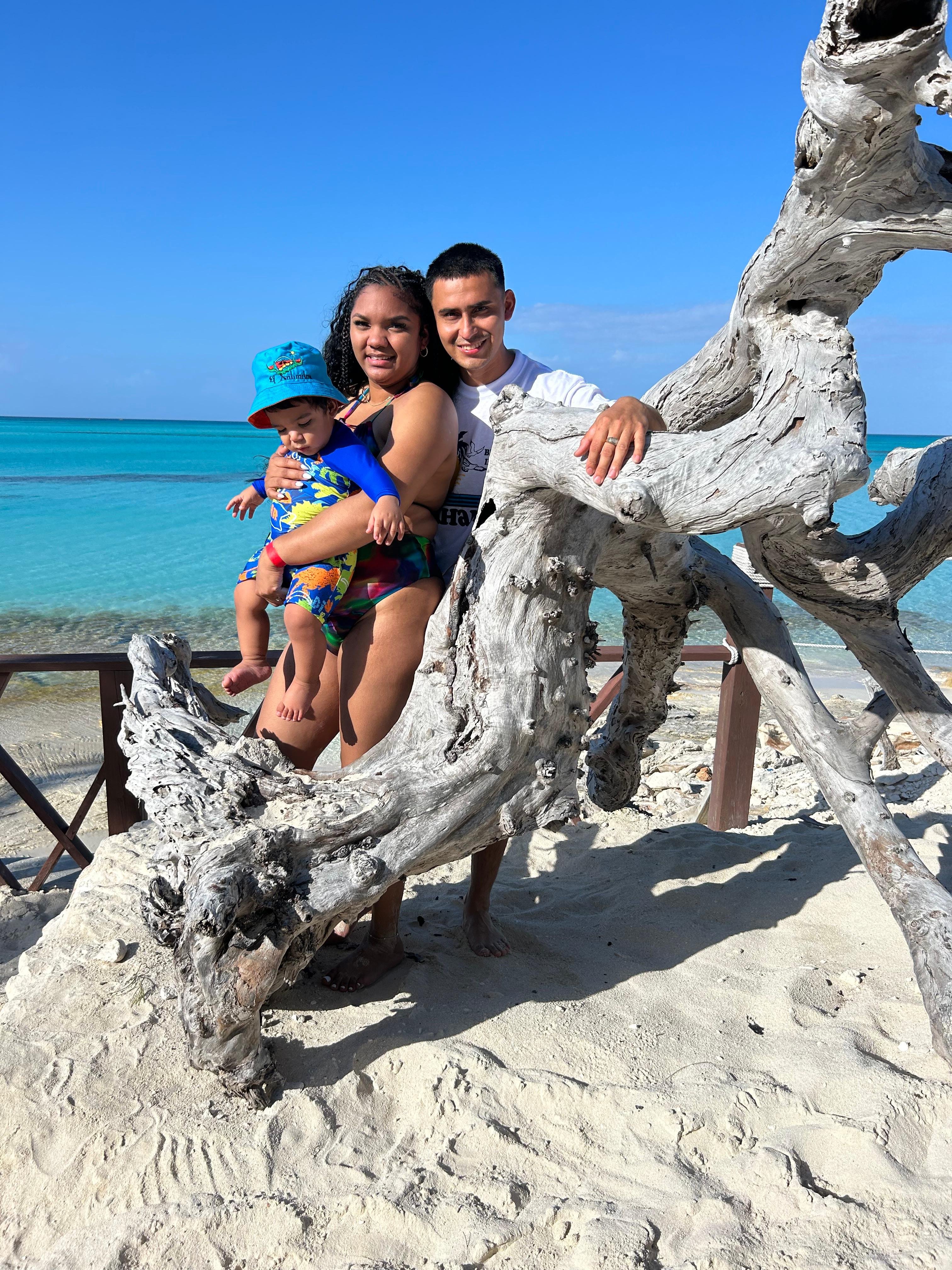 Nassau Powerboat Adventure: Snorkeling, Green Cay Turtles & Private Beach Club