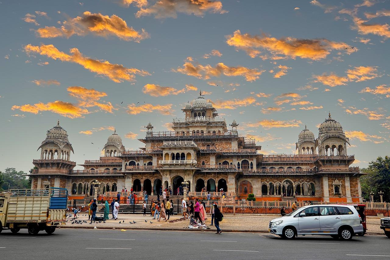 Jaipur Private Evening Tour: Sunset at Monkey Temple & Pink City by Night
