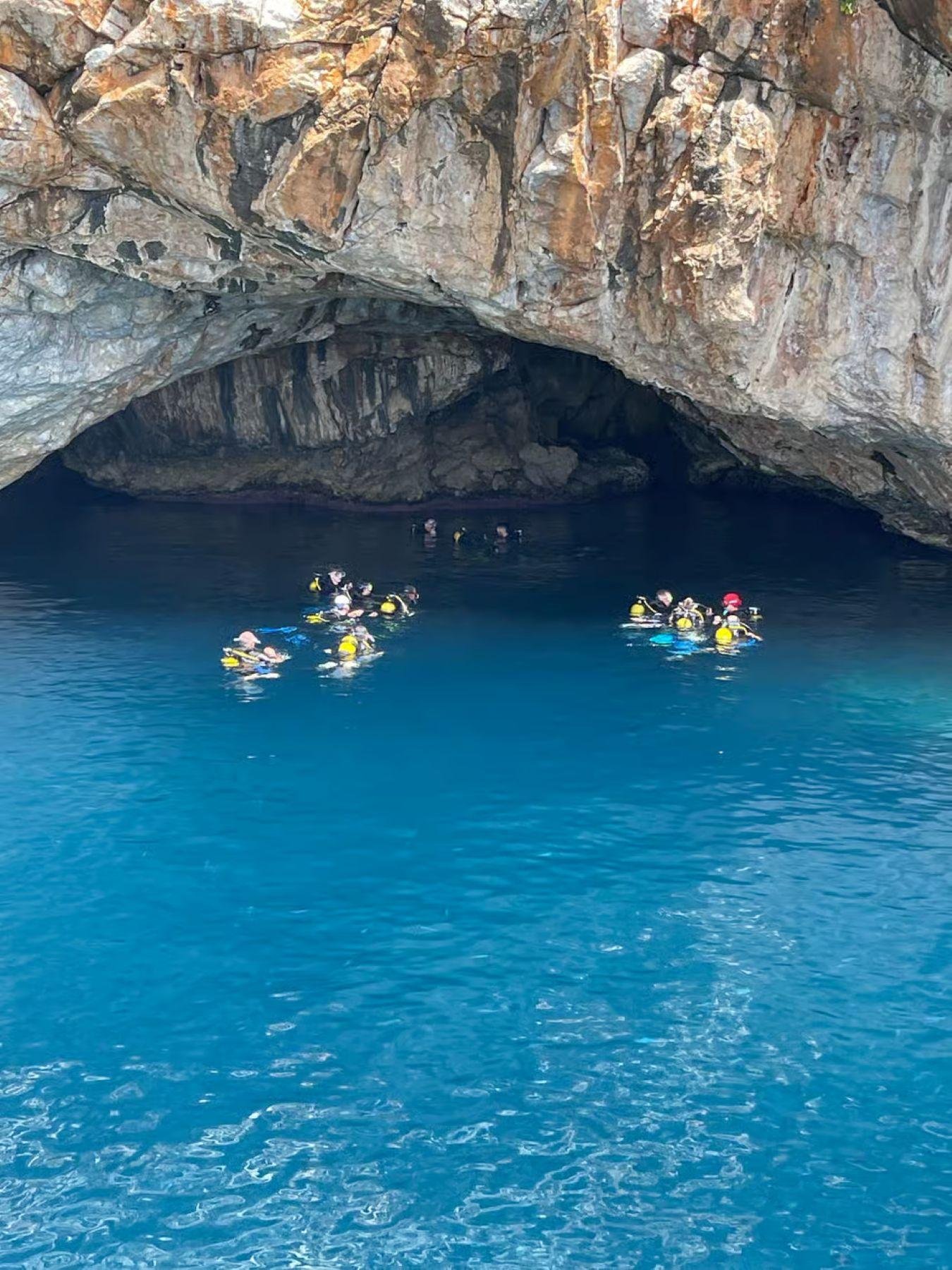Alanya Double-Dive & Coastal Cruise