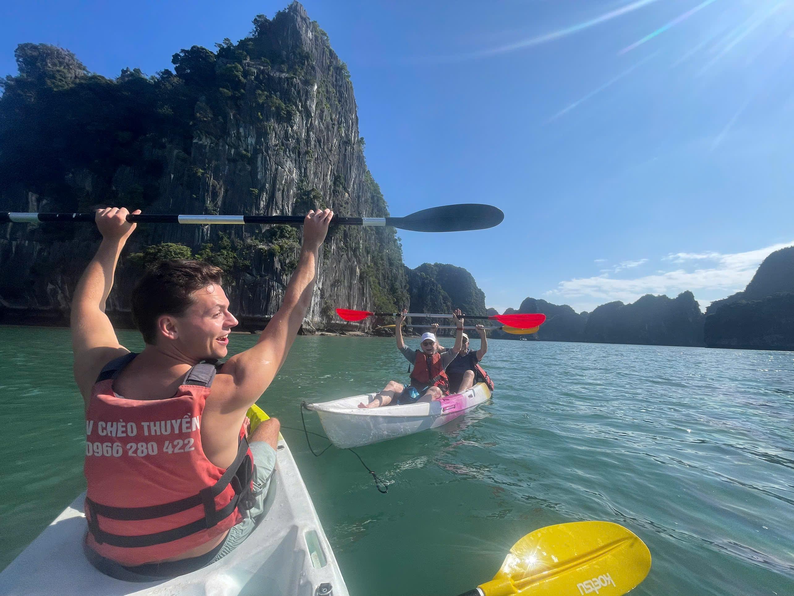 Full-Day Lan Ha Bay Cruise: Kayaking & Floating Villages from Hanoi or Cat Ba