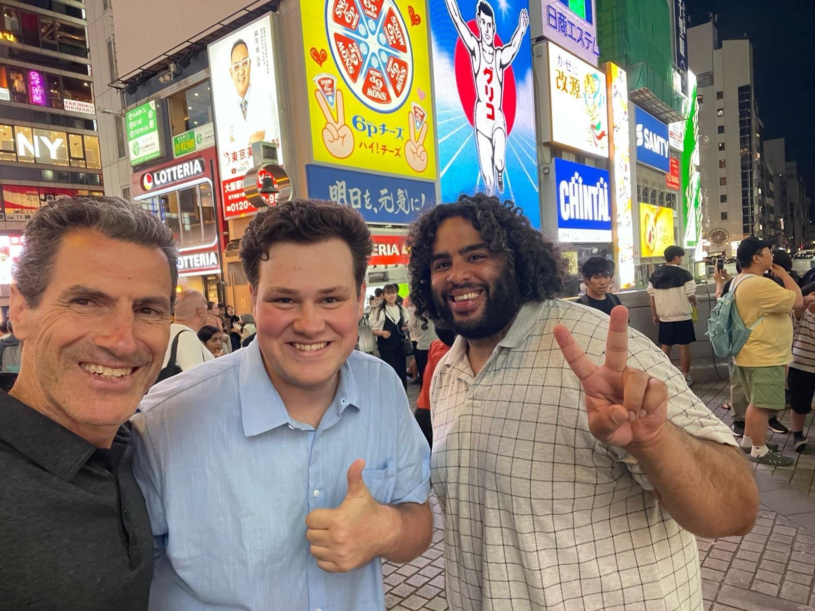 Private Customizable Osaka Walking Tour with Local Guide