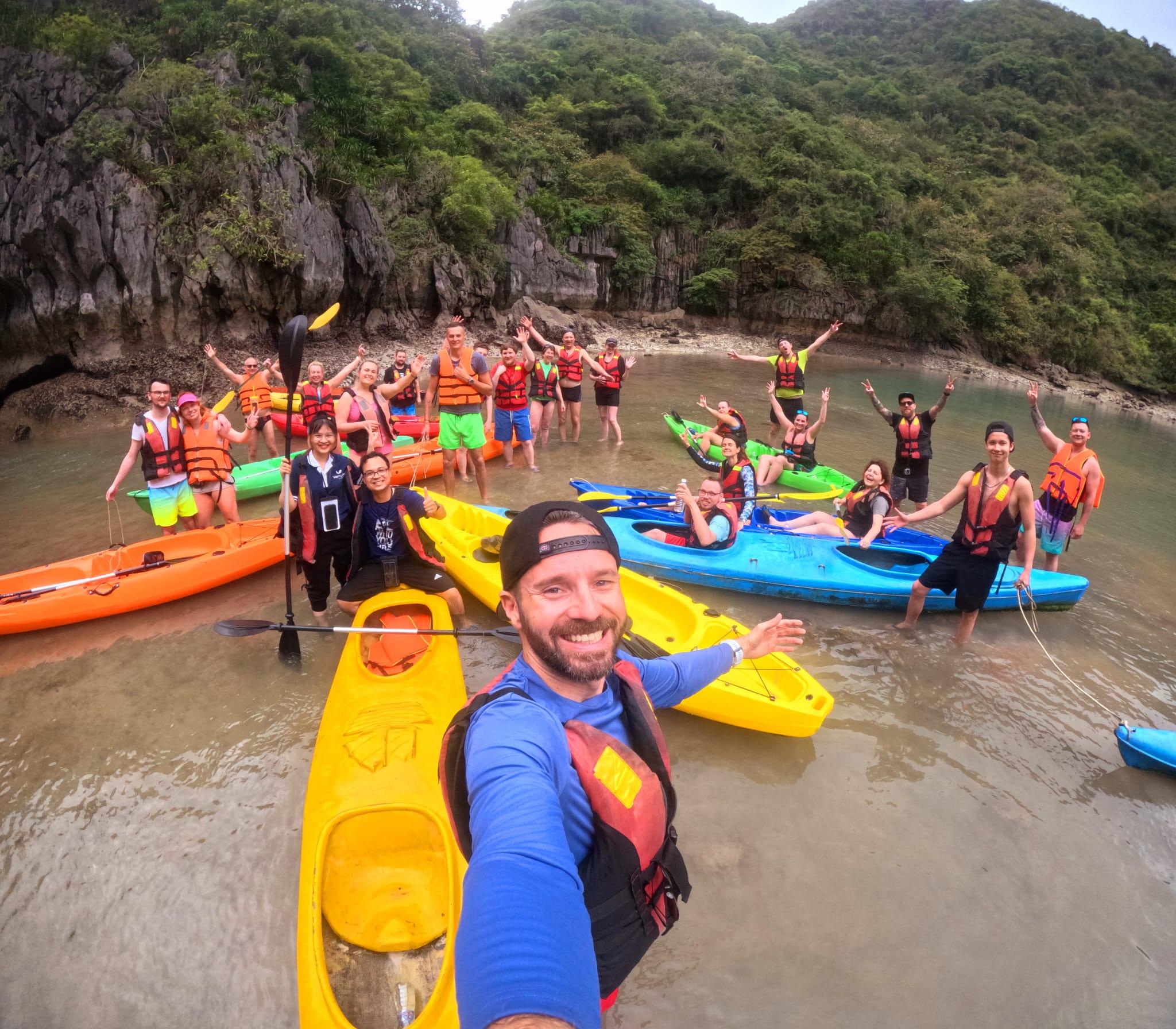 Cat Ba Island: Full-Day Lan Ha & Ha Long Bay Cruise