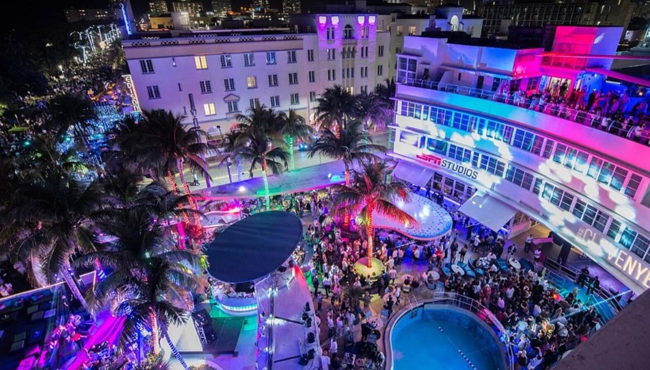 Miami South Beach Pub Crawl & Nightclub Experience