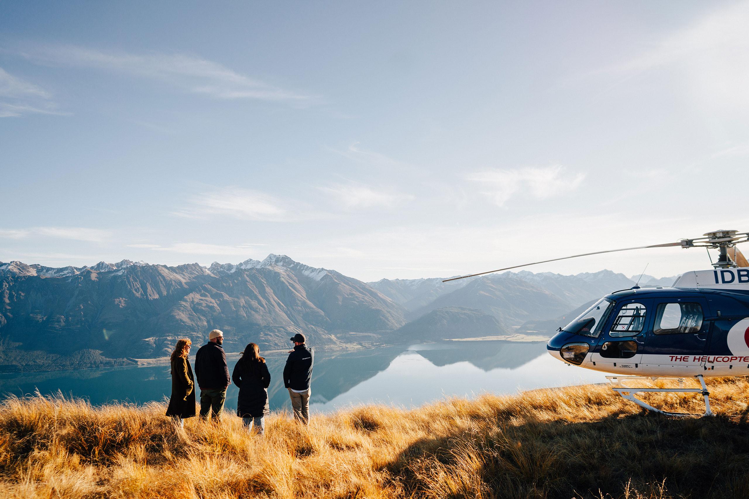 Milford Sound: 1.5-Hour Helicopter Tour with Two Landings