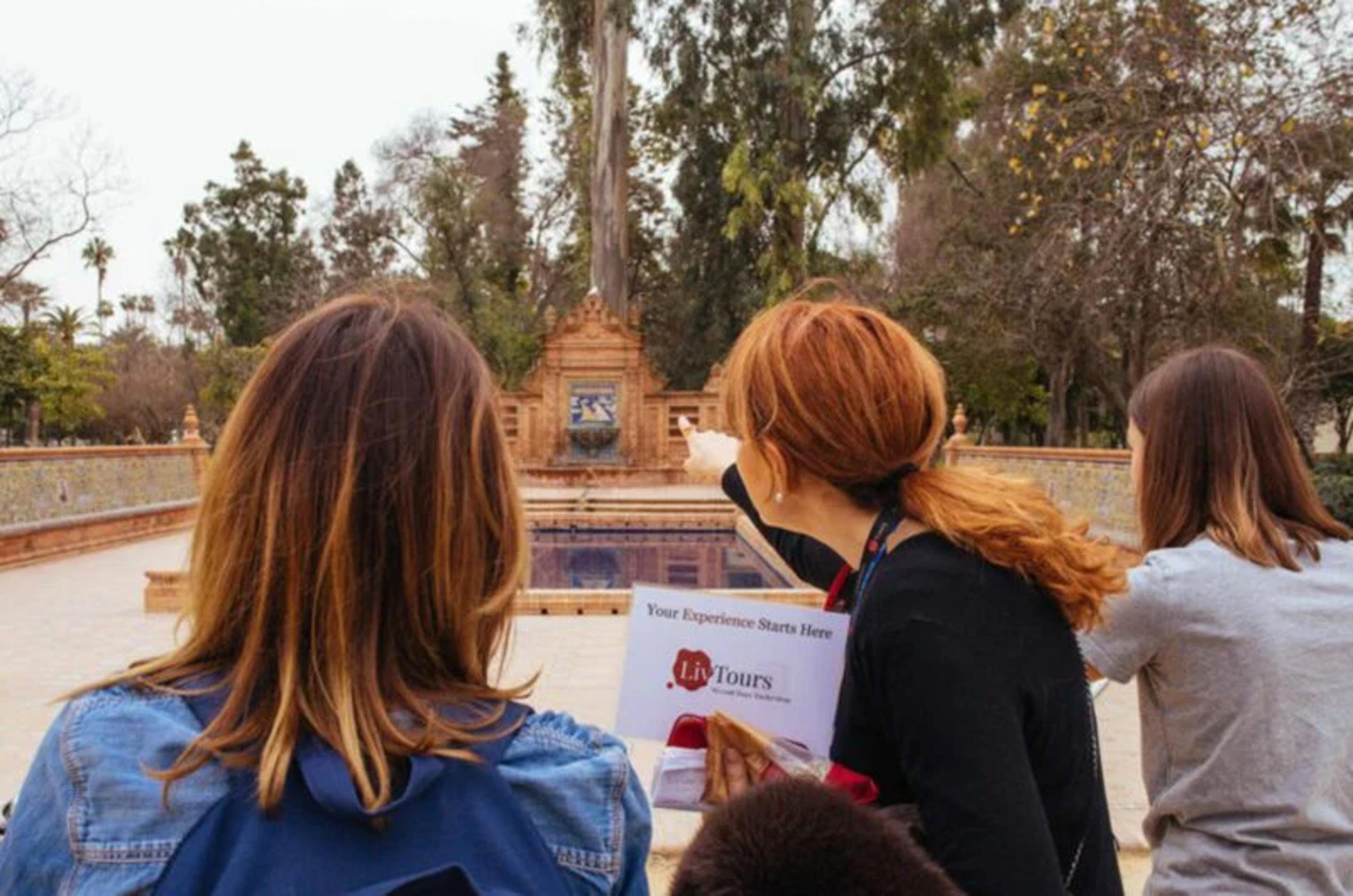 Private Seville Family Discovery Tour & Alcázar Visit