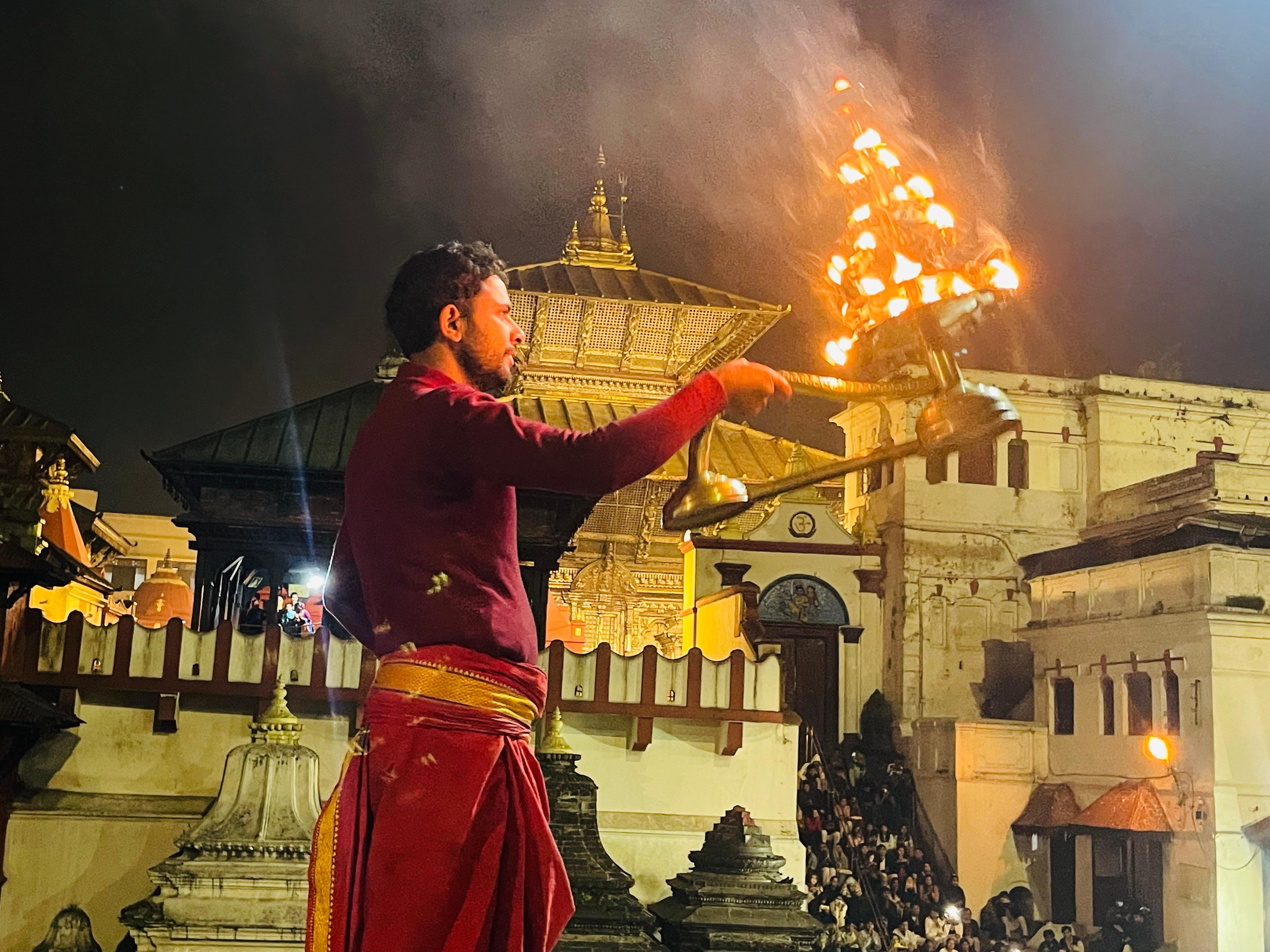 Kathmandu: Pashupatinath Temple Sunset Aarati Ritual