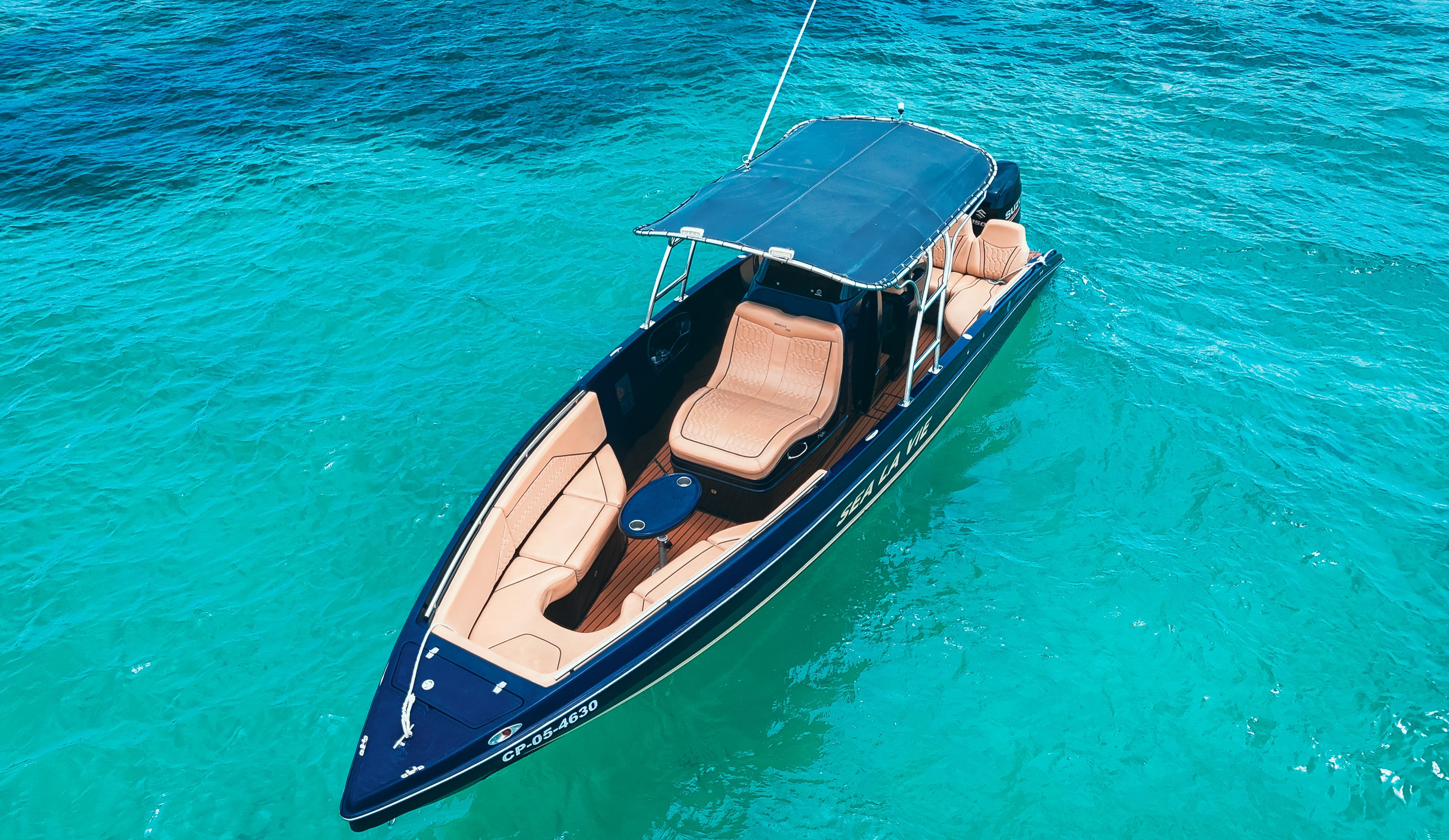 Private Rosario Islands Boat Charter from Cartagena