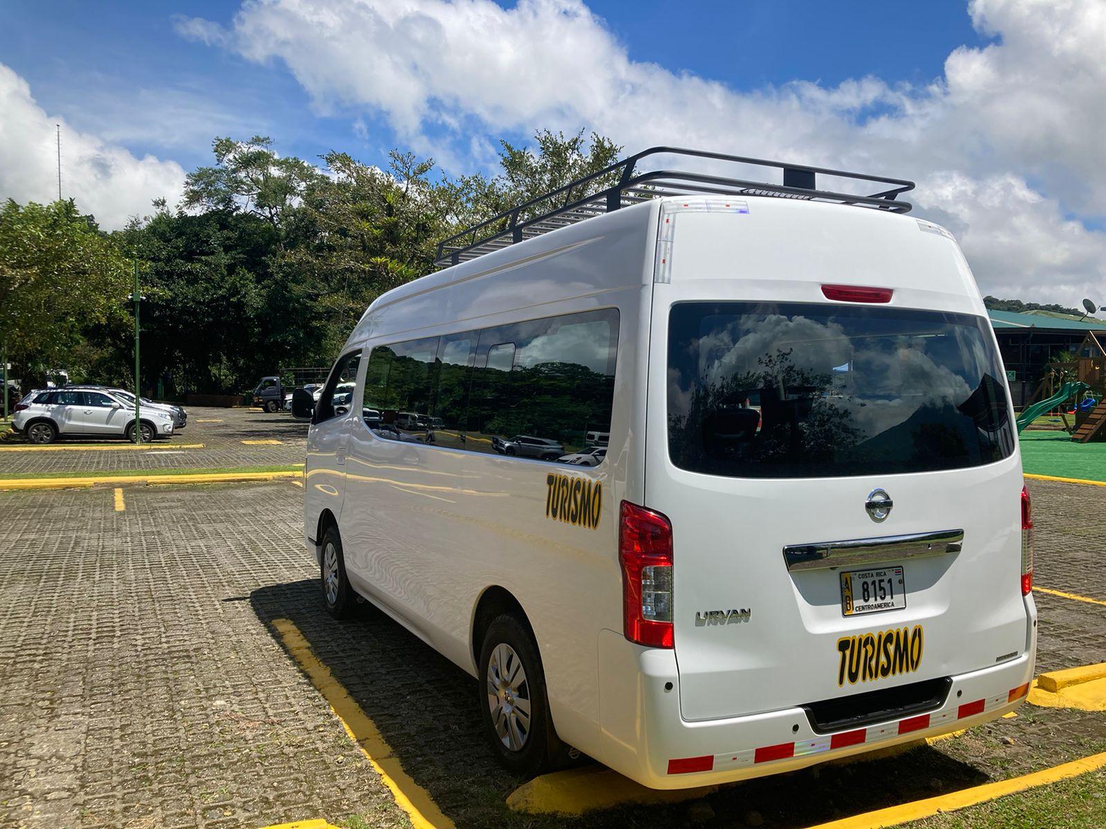 San José Airport to La Fortuna Private Transfer