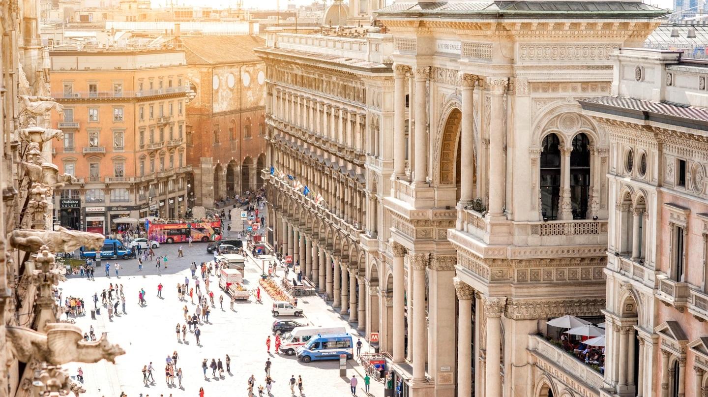 Milan Highlights: Duomo Rooftop, Sforza Castle & Gelato Tour