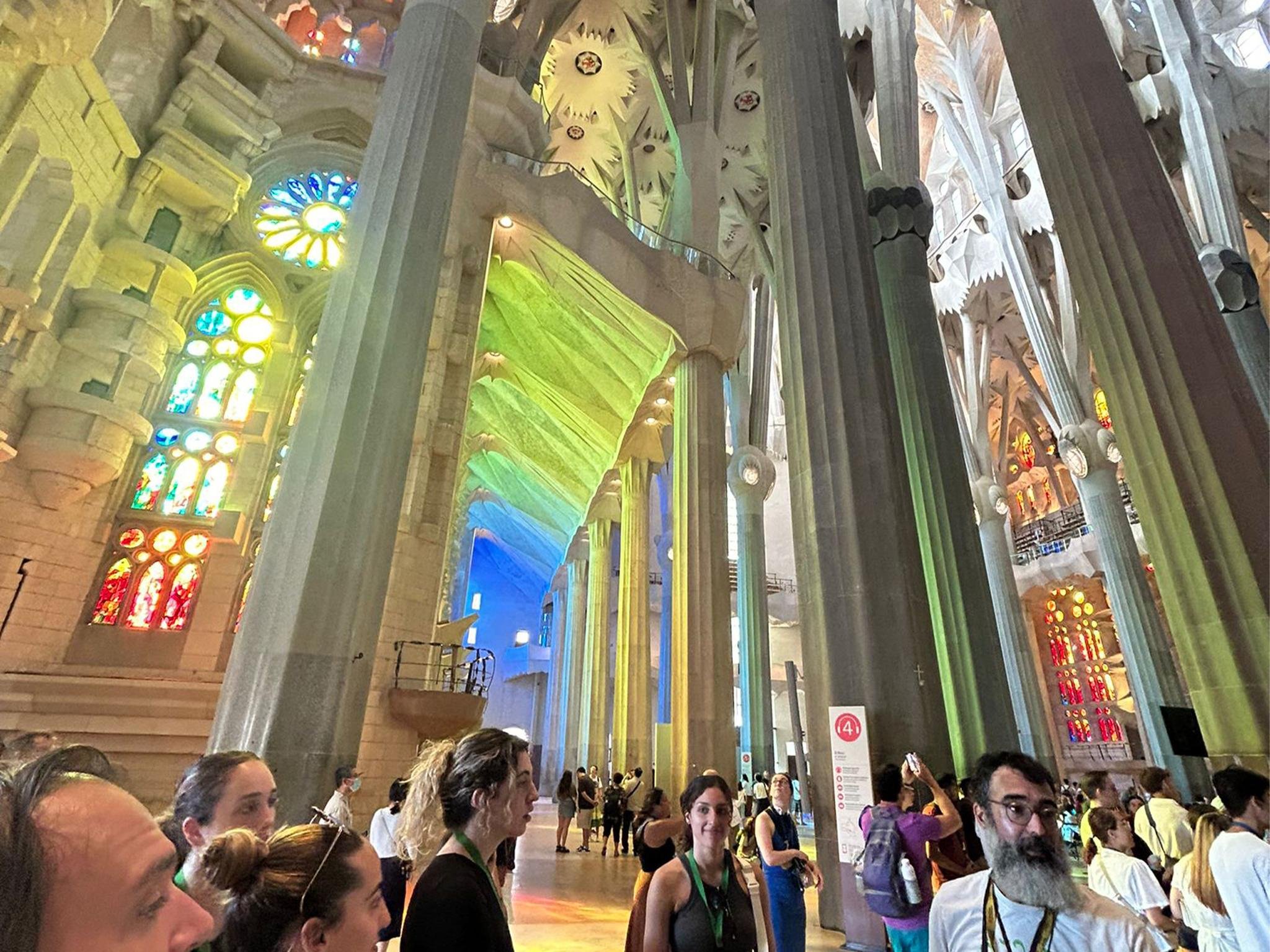 Barcelona Gaudí tours — Sagrada Família interior, Park Güell mosaics, Casa Batlló and La Pedrera — image 3