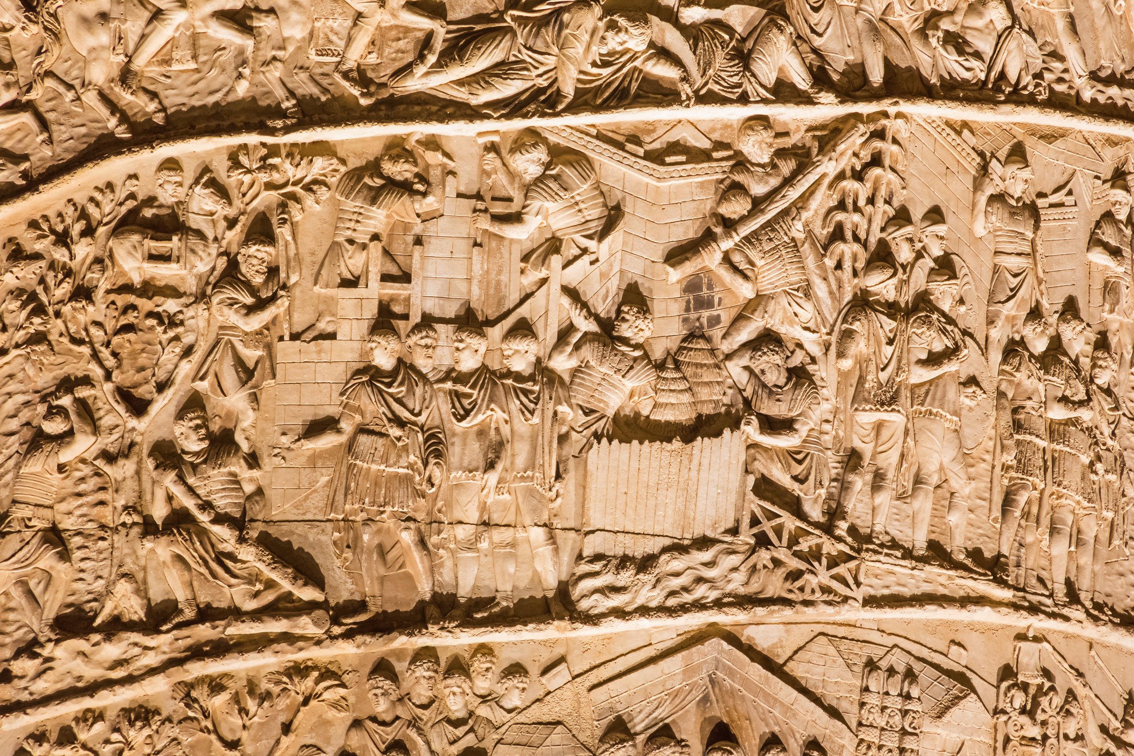Evening Colosseum & Ancient Rome Guided Walk
