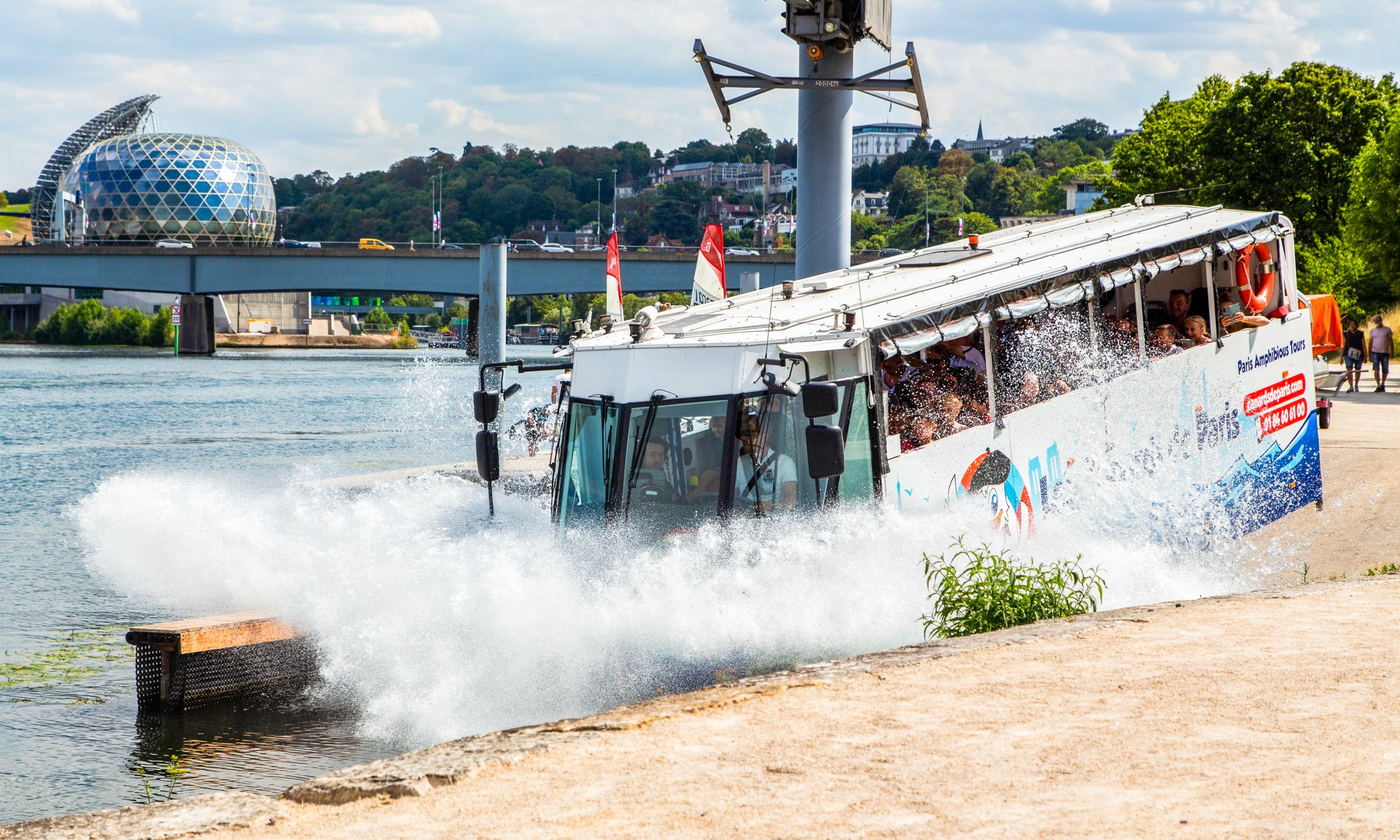 Paris Amphibious Bus: Land & Seine River Adventure