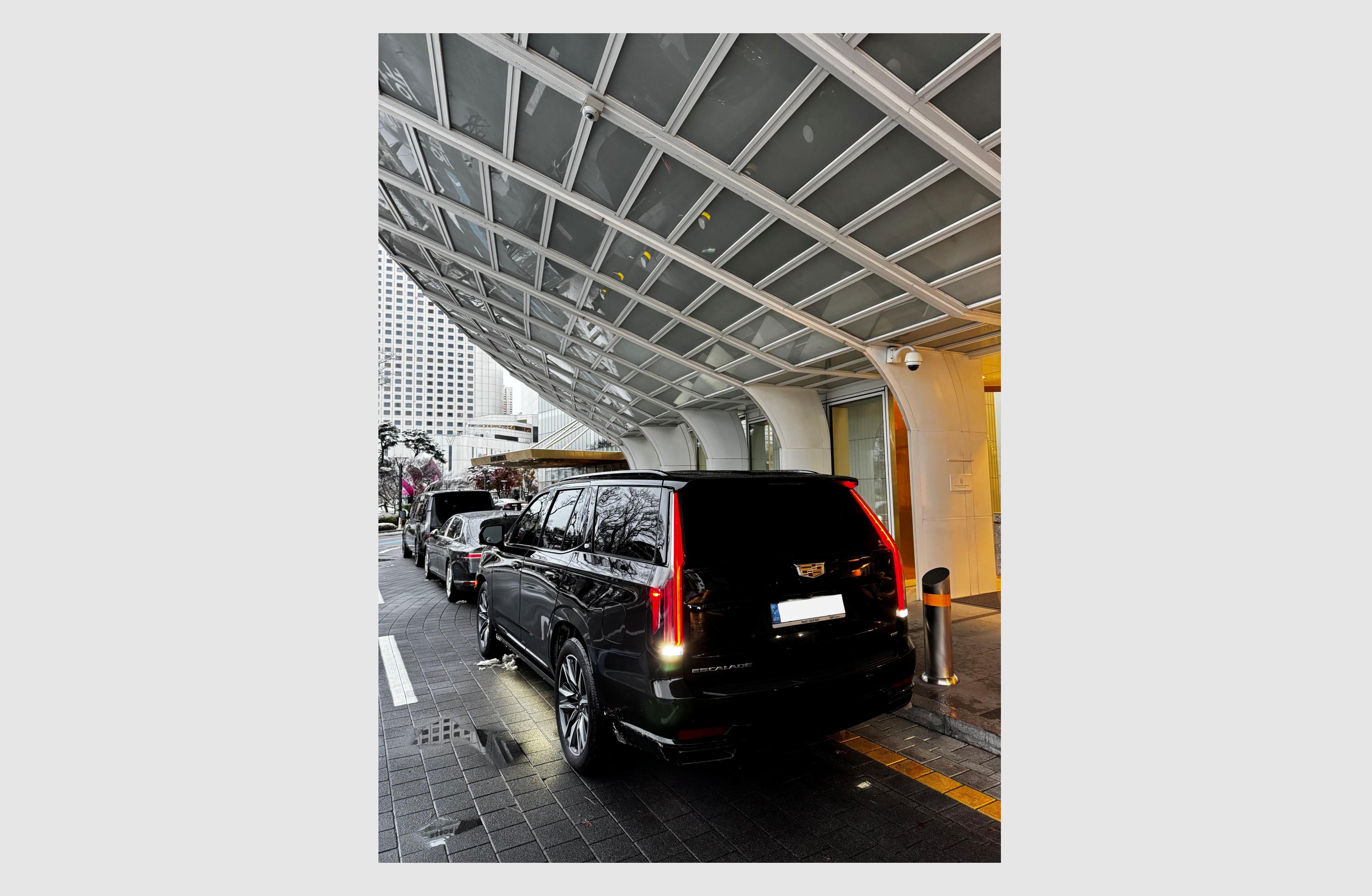 Seoul Private Luxury Vehicle Tour (English & Spanish Guide)