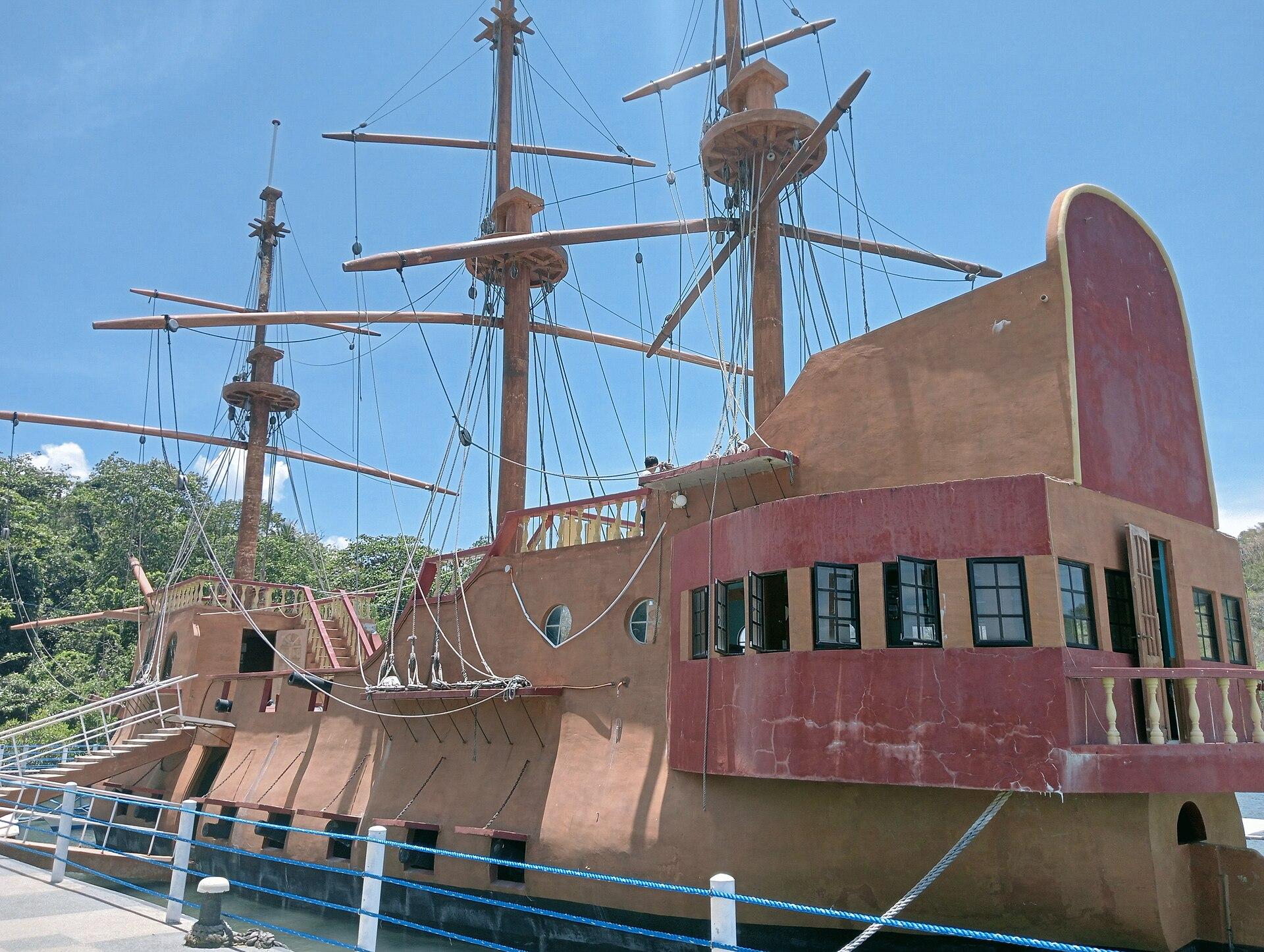 Puerto Galera Island Hopping & Town Heritage Tour