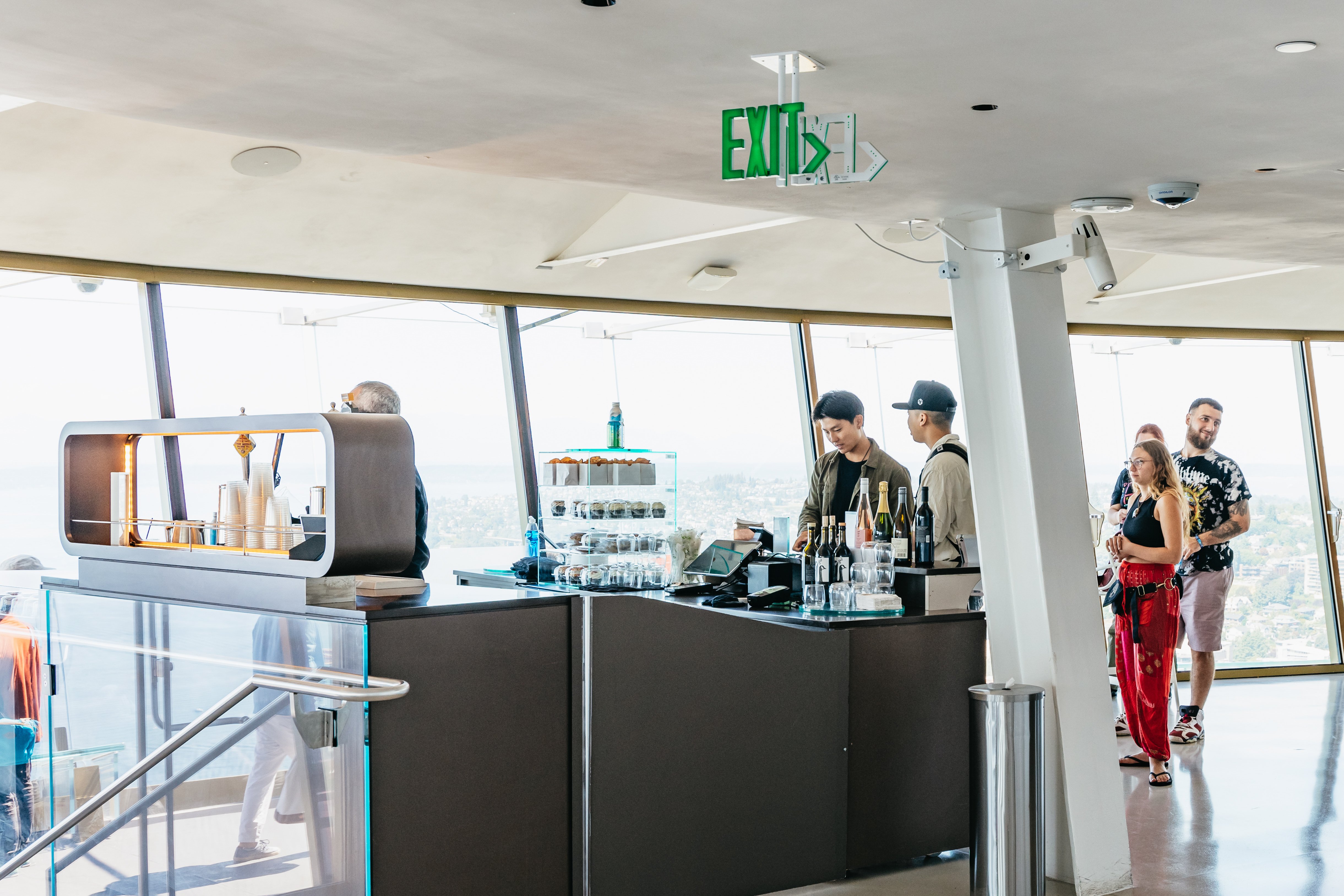 Space Needle Seattle — observation deck, glass floor, and Chihuly Garden and Glass — image 33