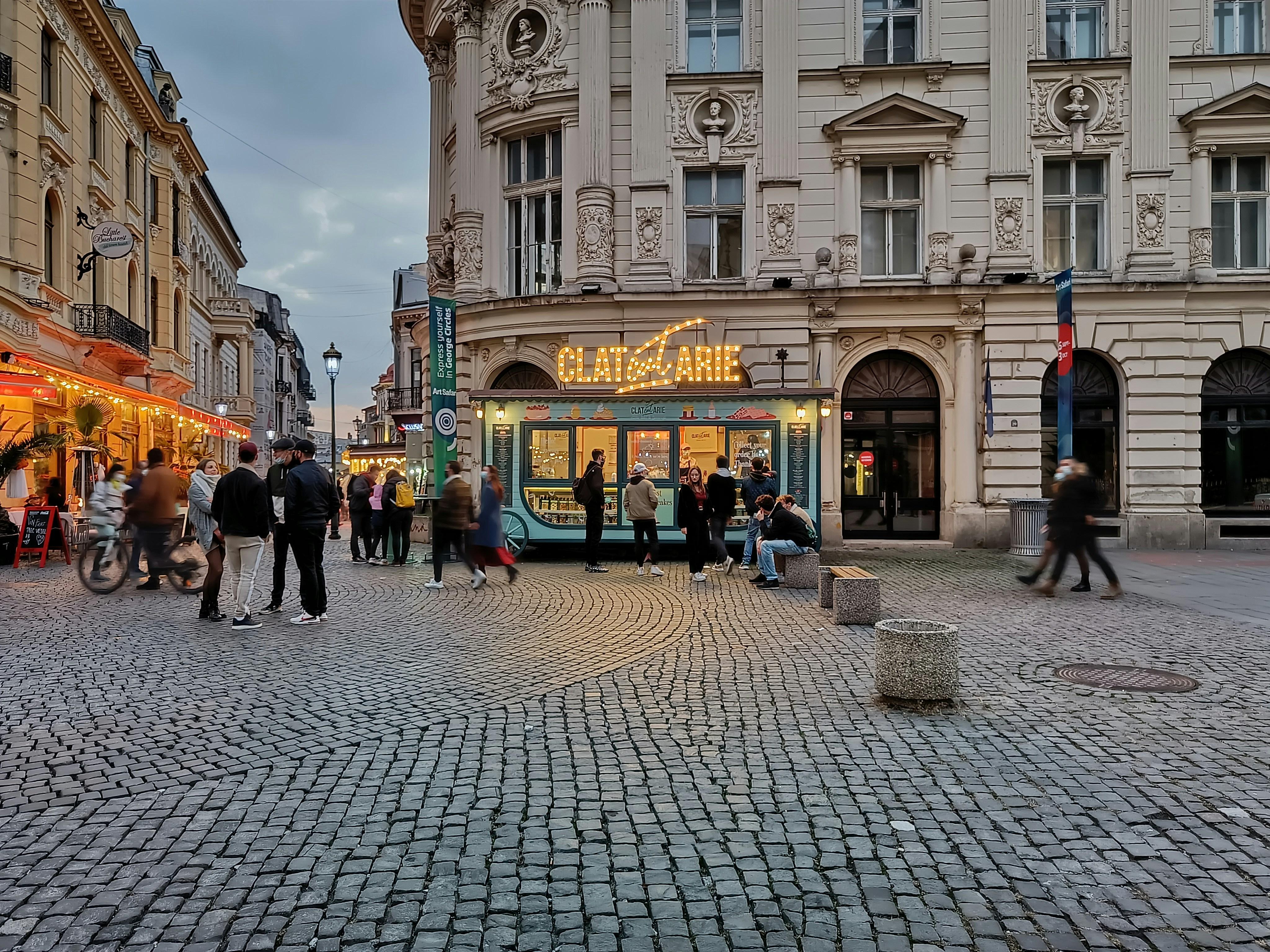 Bucharest Tipsy History & Legend Walking Tour
