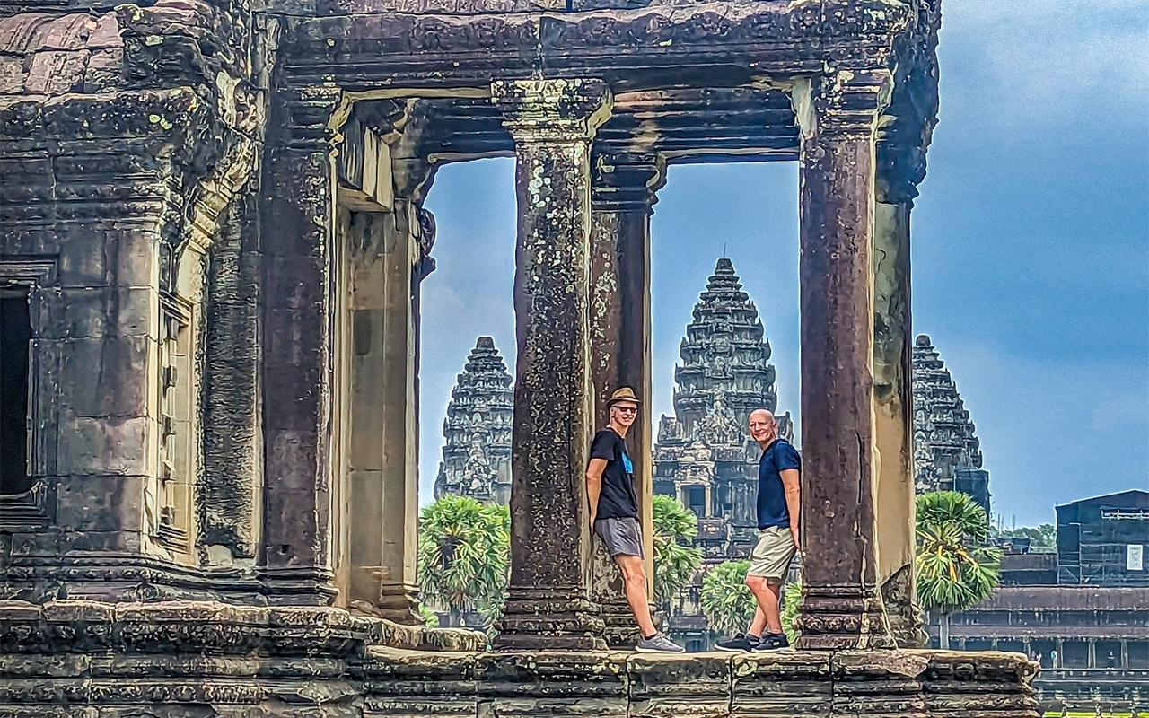 Angkor Wat Small-Group Sunrise or Sunset Expedition