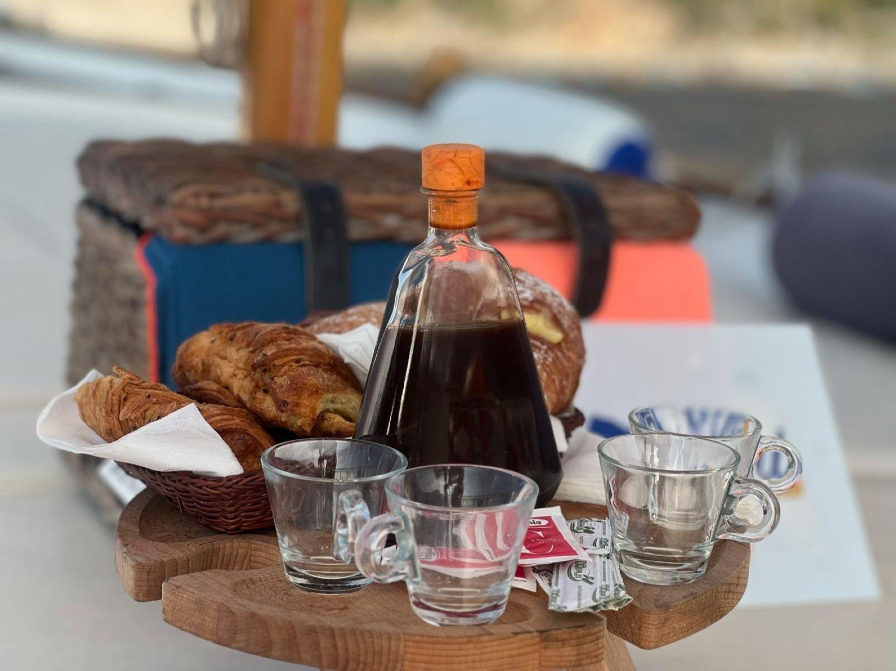 Capri Private Boat Tour: Faraglioni, Sea Caves & Swimming Stops