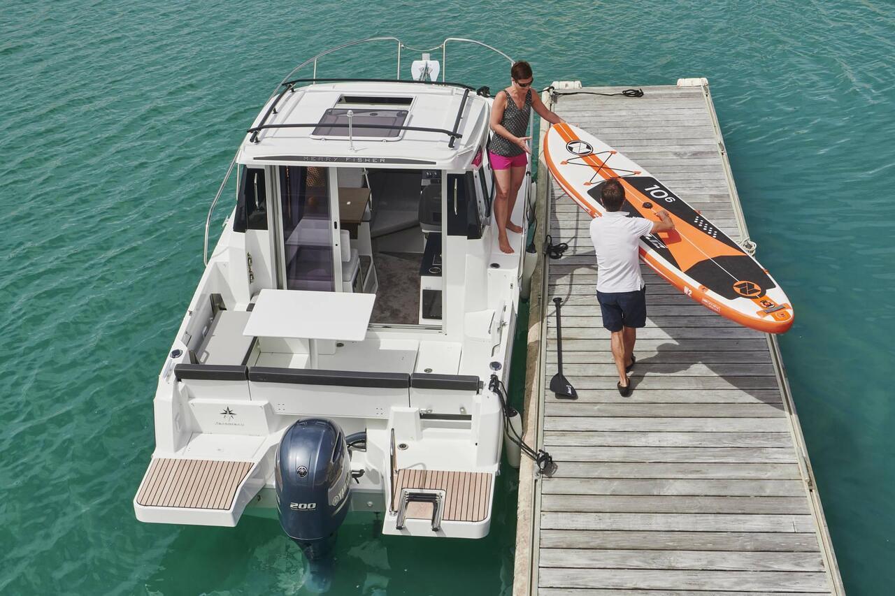 Komodo 6-Island Private Yacht Day Trip with Manta Ray Snorkeling