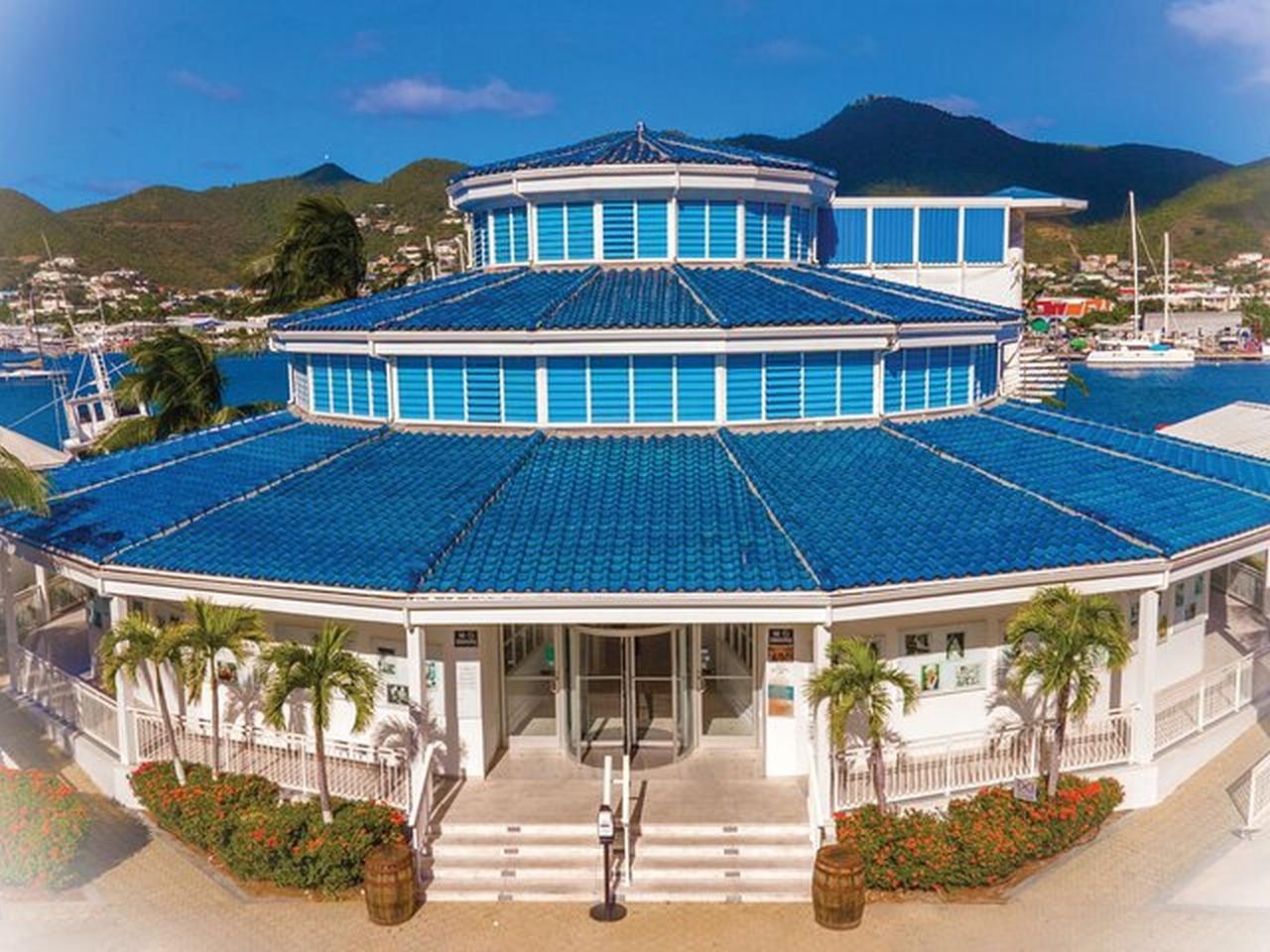 Topper's Rhum Distillery Tour & Tasting Experience
