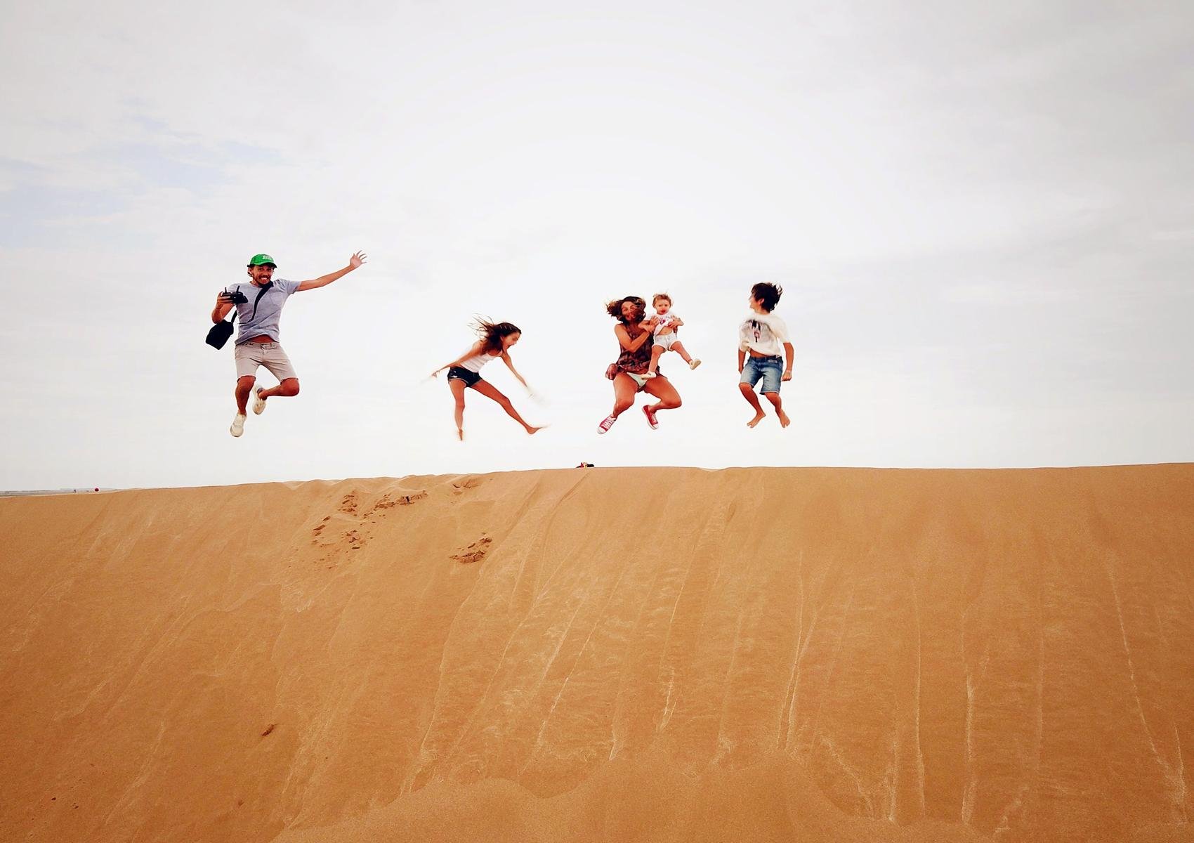 Two-Day Sahara Adventure: Ksar Ghilane Oasis & Berber Villages
