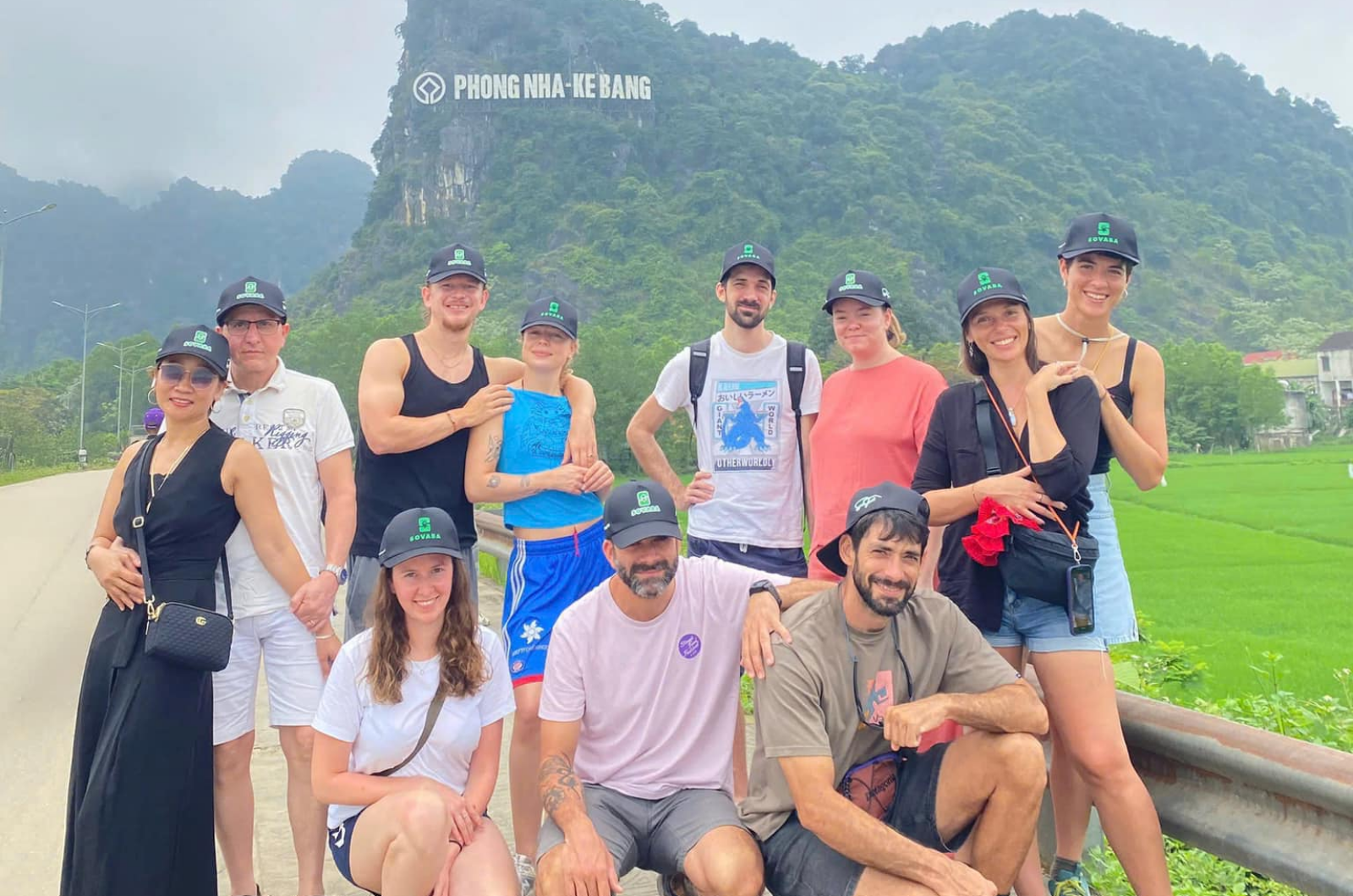 Phong Nha Cave boat tour Son River dragon boat and Paradise Cave karst — image 65