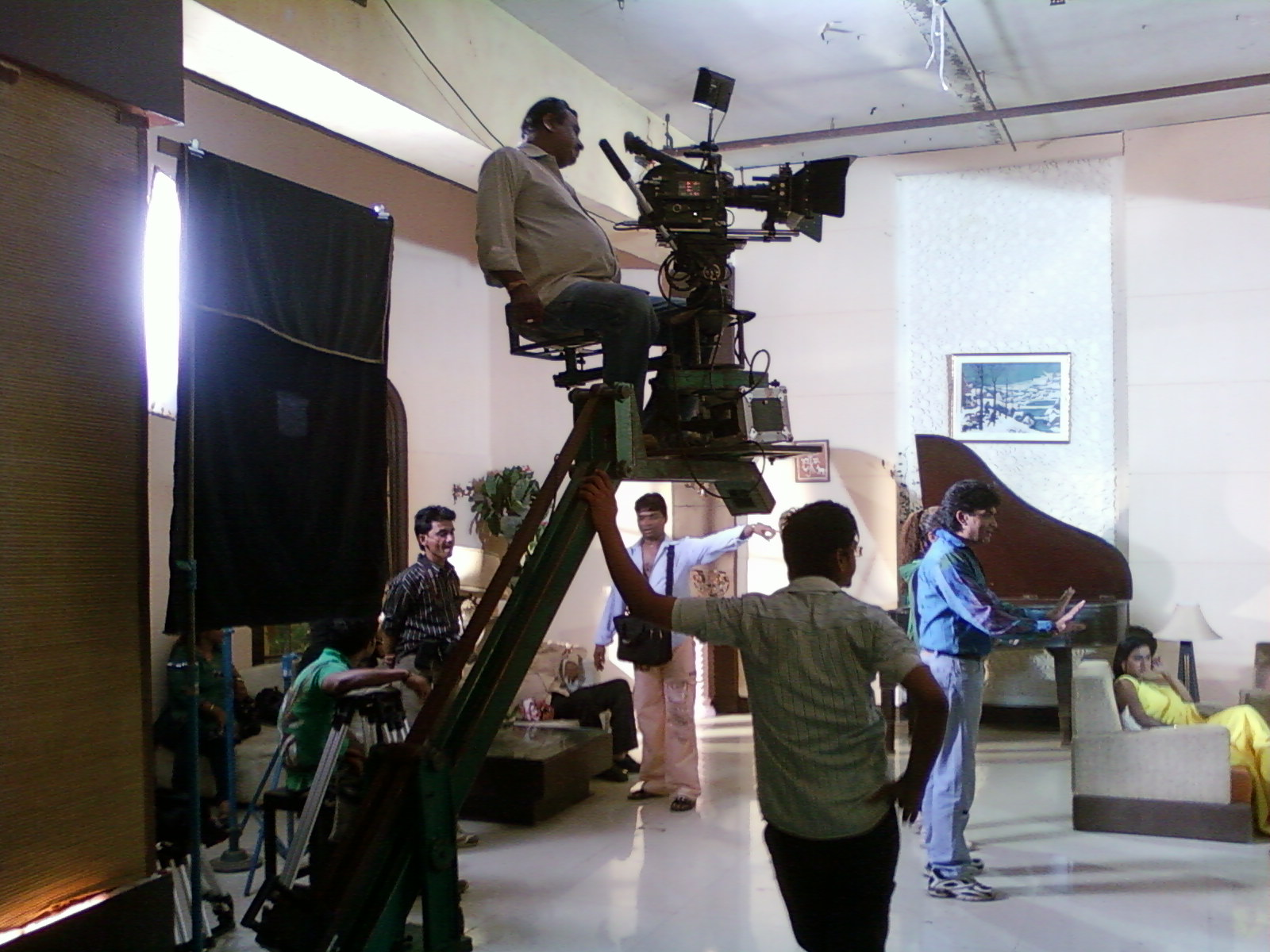 Mumbai: Behind-the-Scenes Bollywood Film Studio Tour
